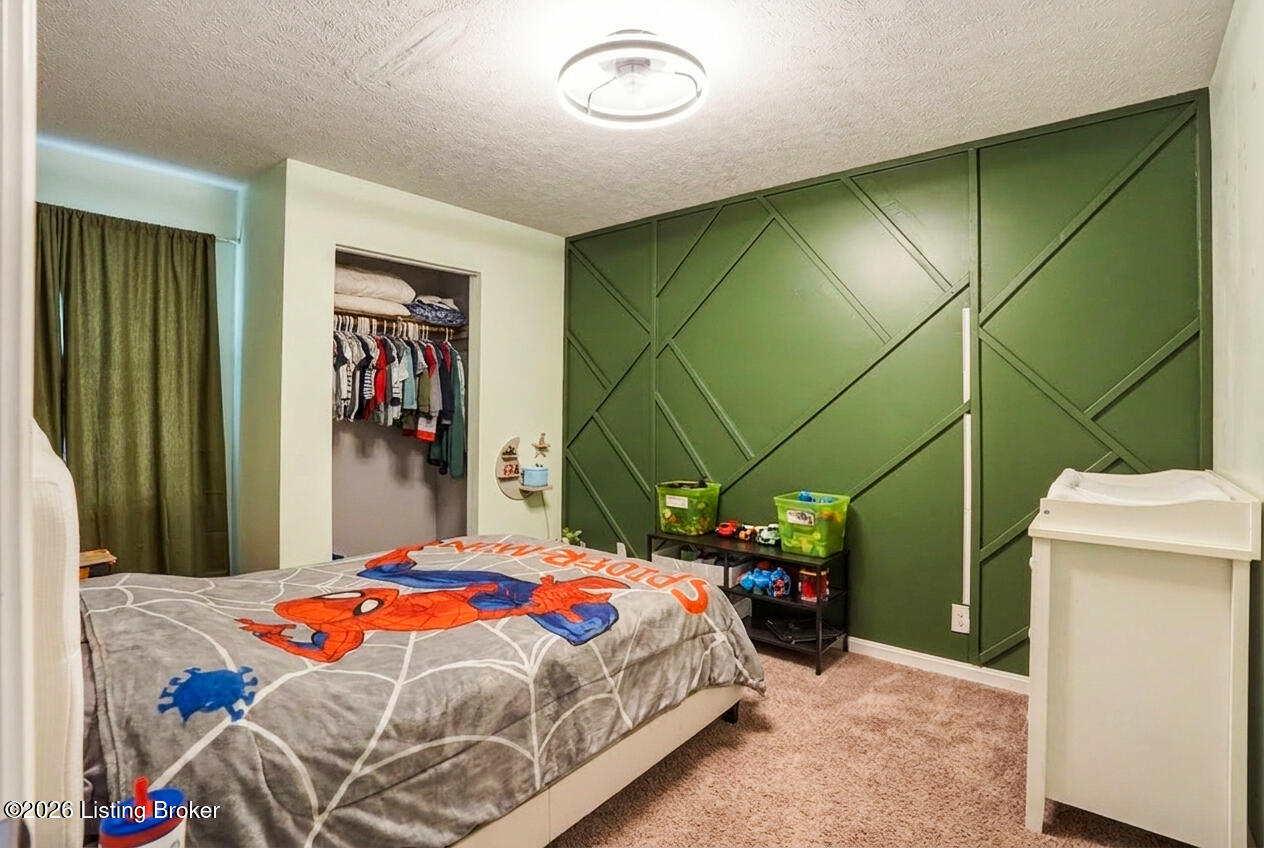 8724 Loch Lea Ln Property Photo 22