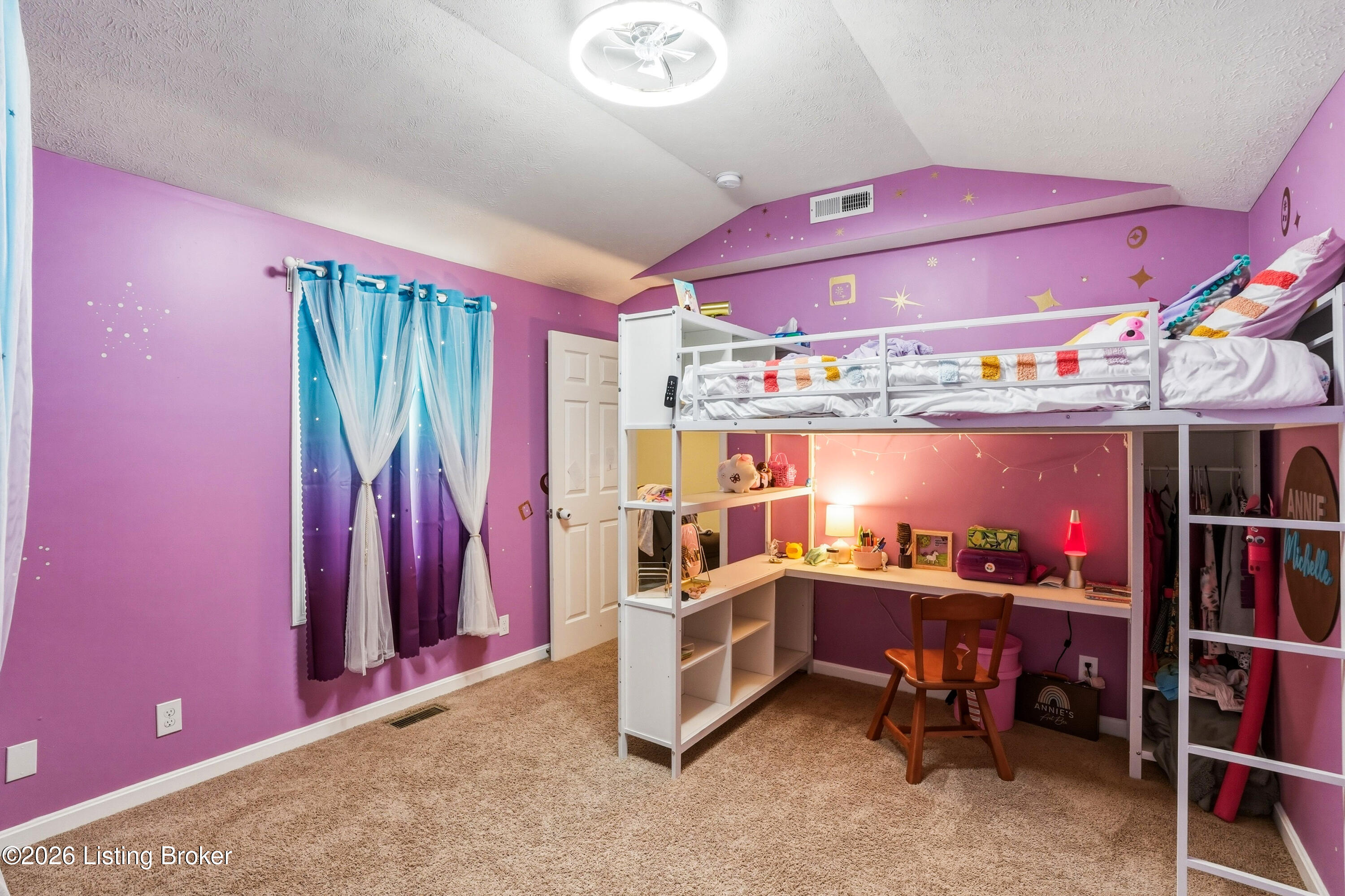 8724 Loch Lea Ln Property Photo 23
