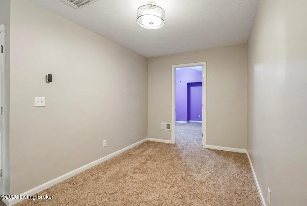 8724 Loch Lea Ln Property Photo 25