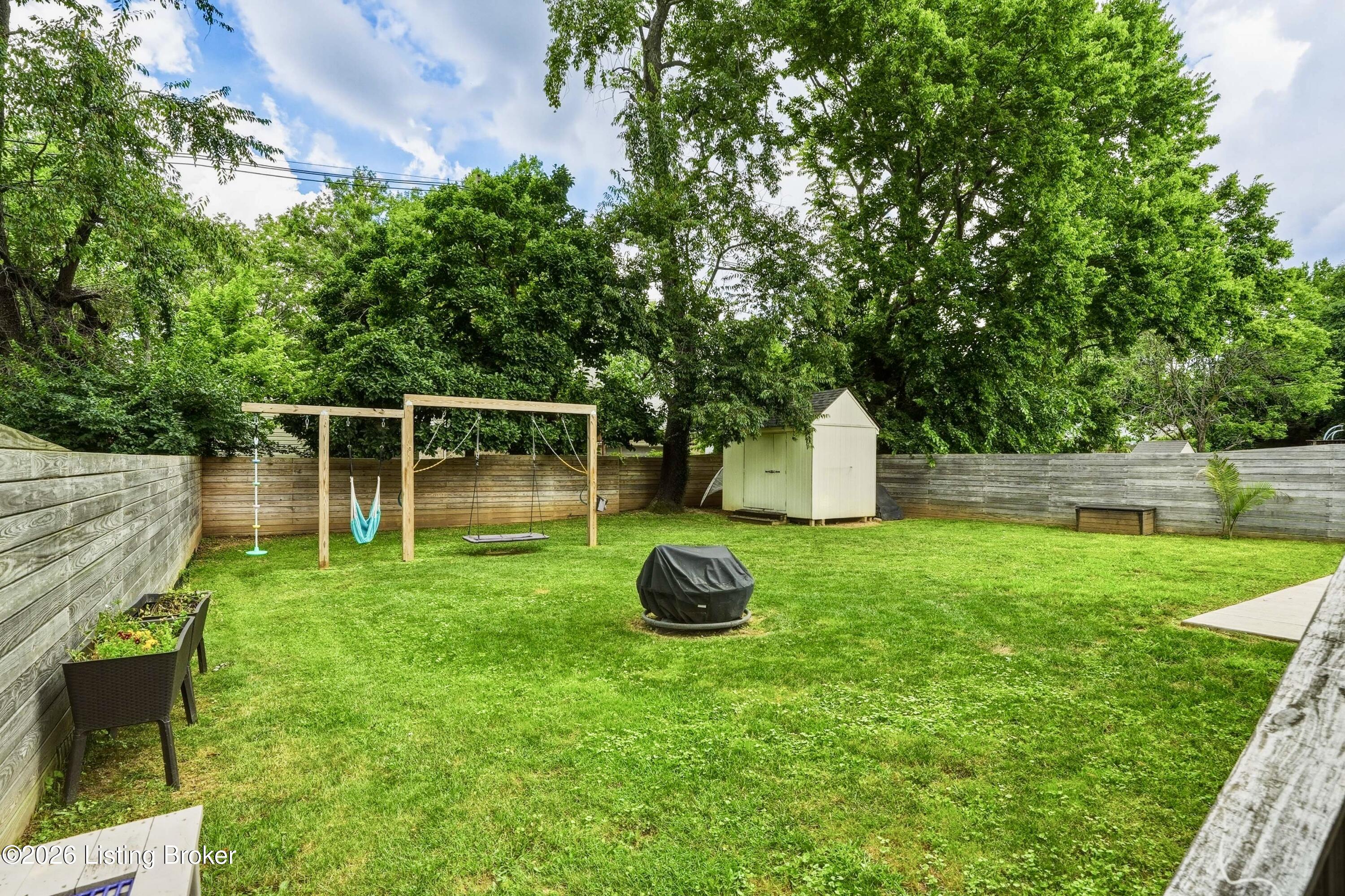 8724 Loch Lea Ln Property Photo 31