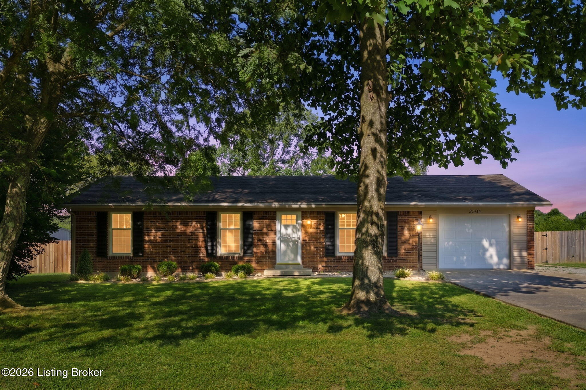 3504 Donna Ln Property Photo 1