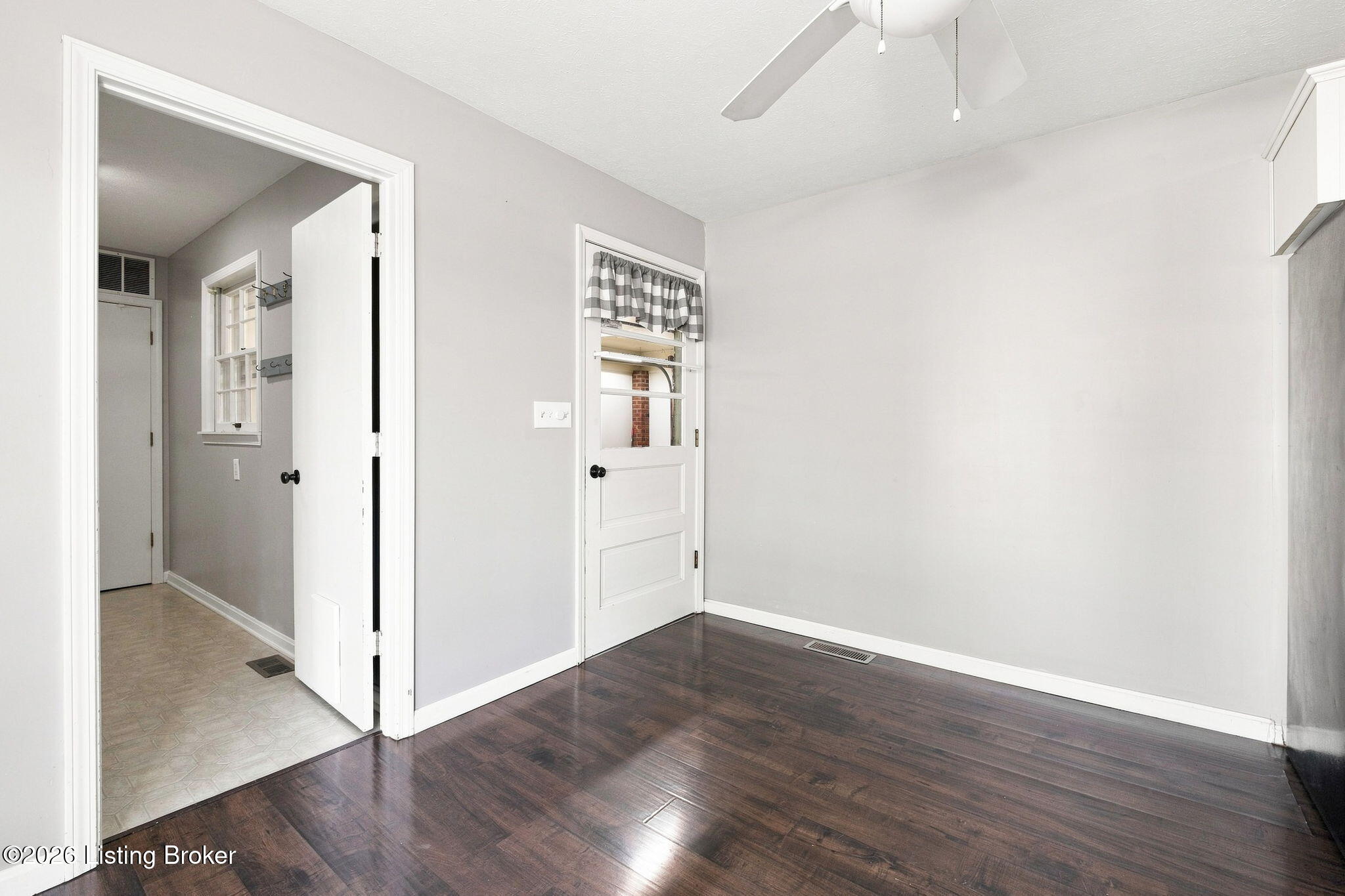 3504 Donna Ln Property Photo 25