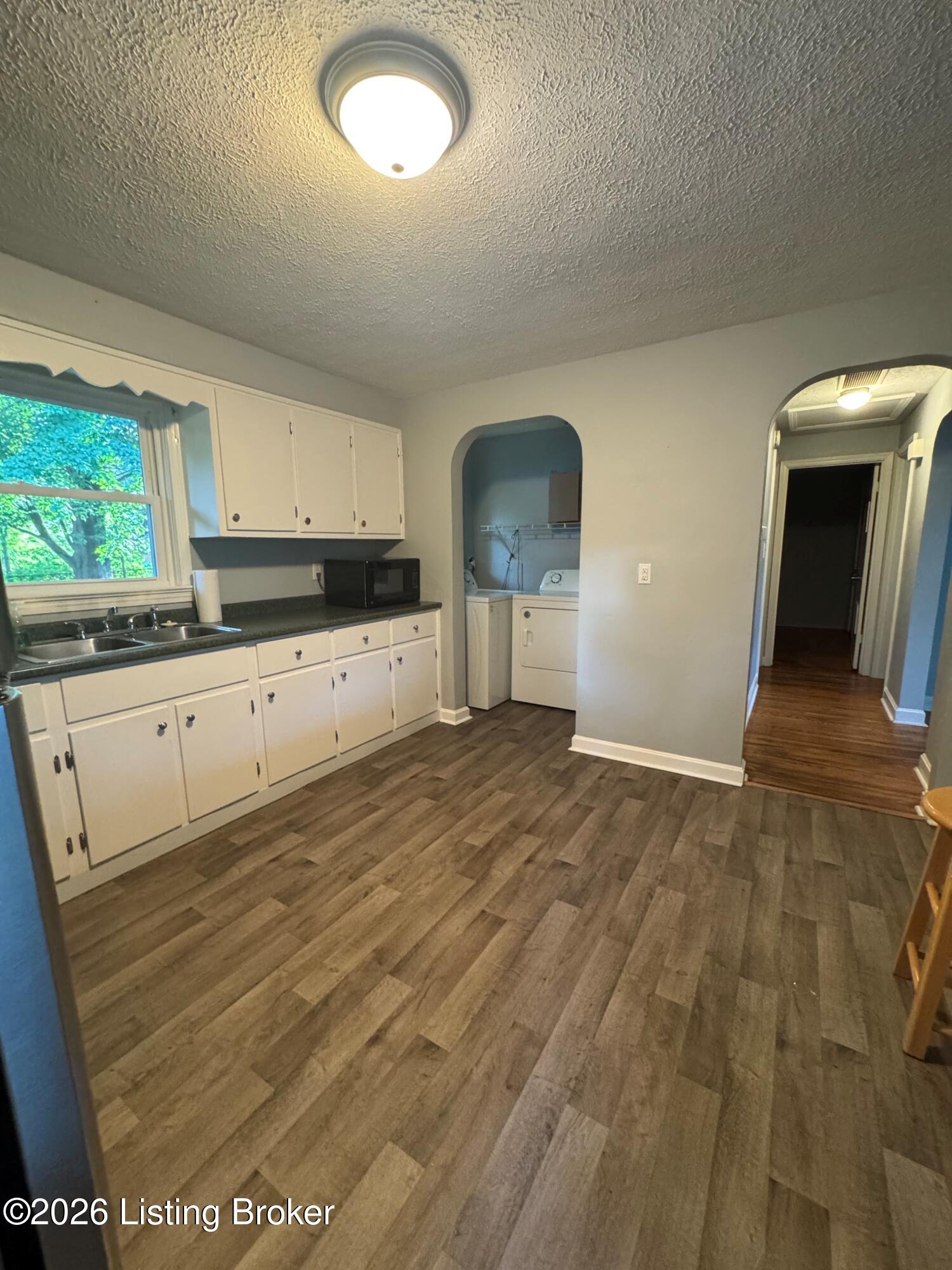 3210 New Lynnview Dr Property Photo 7