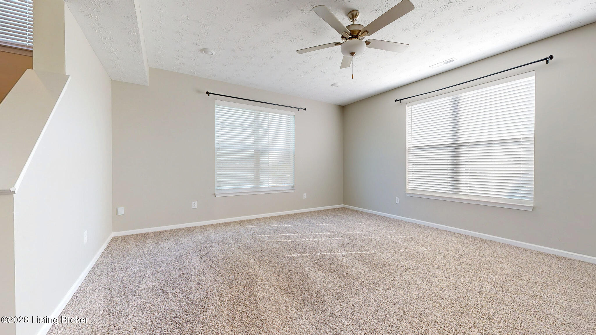 1070 Stratton Way Property Photo 10