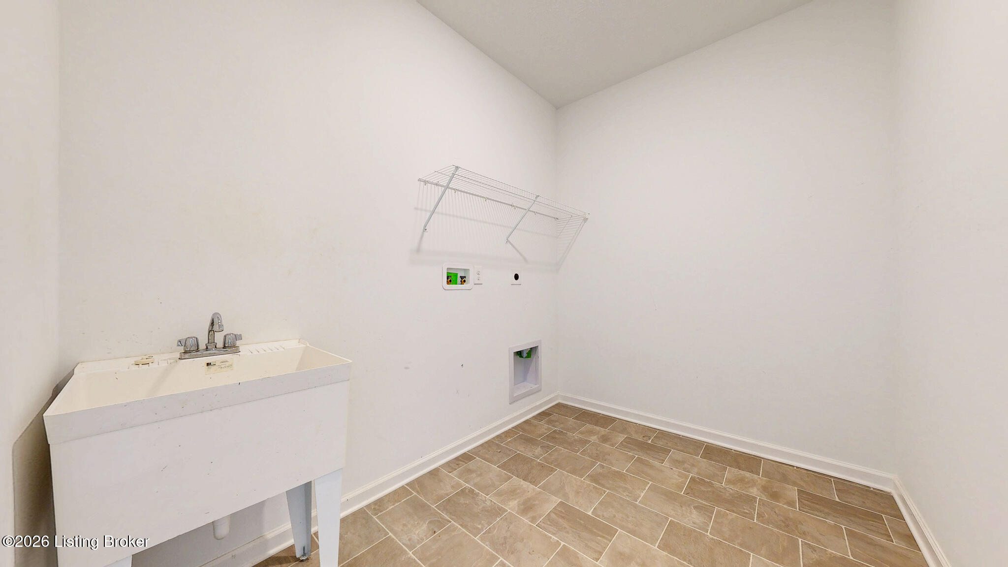 1070 Stratton Way Property Photo 15