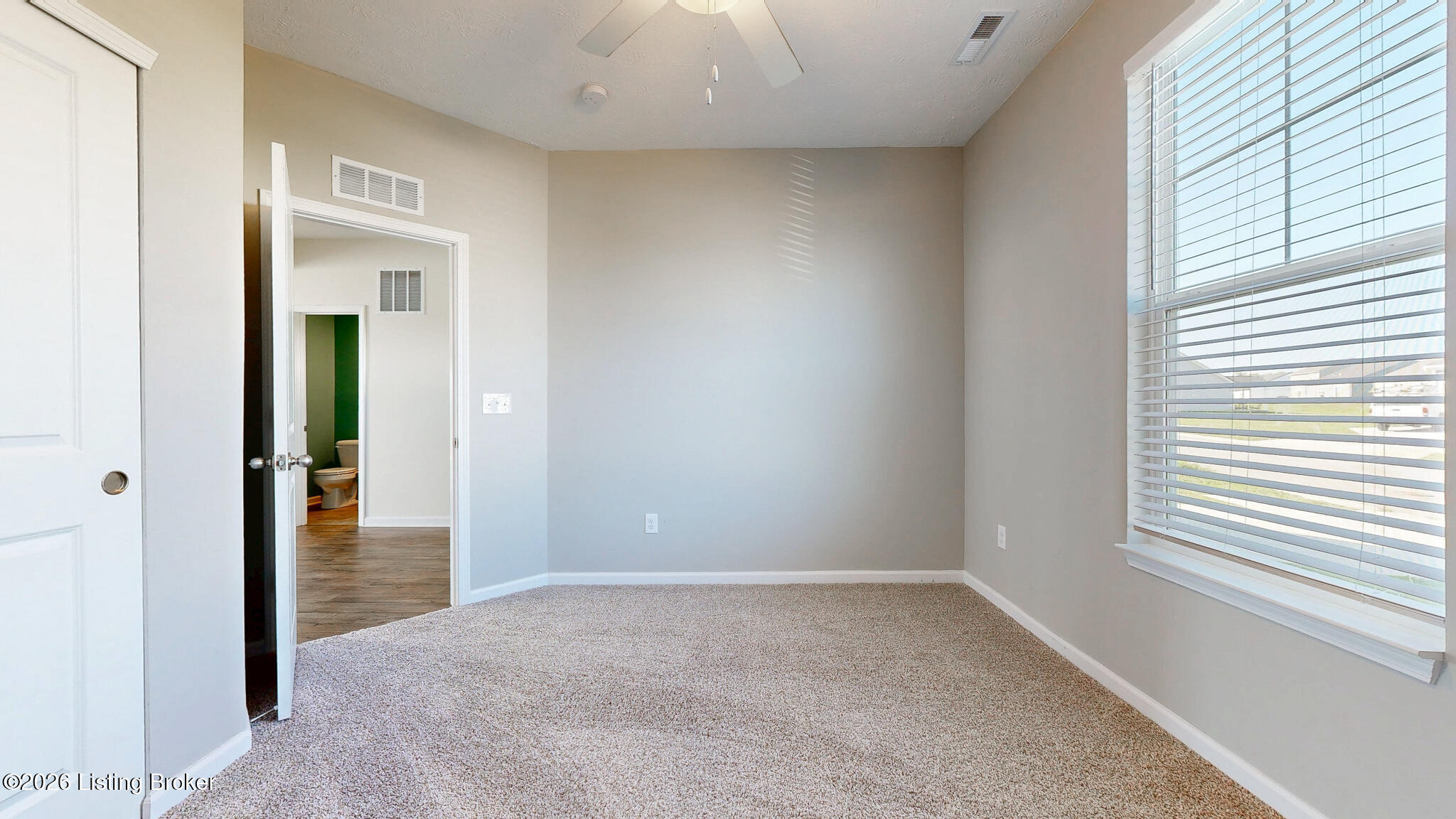 1070 Stratton Way Property Photo 16