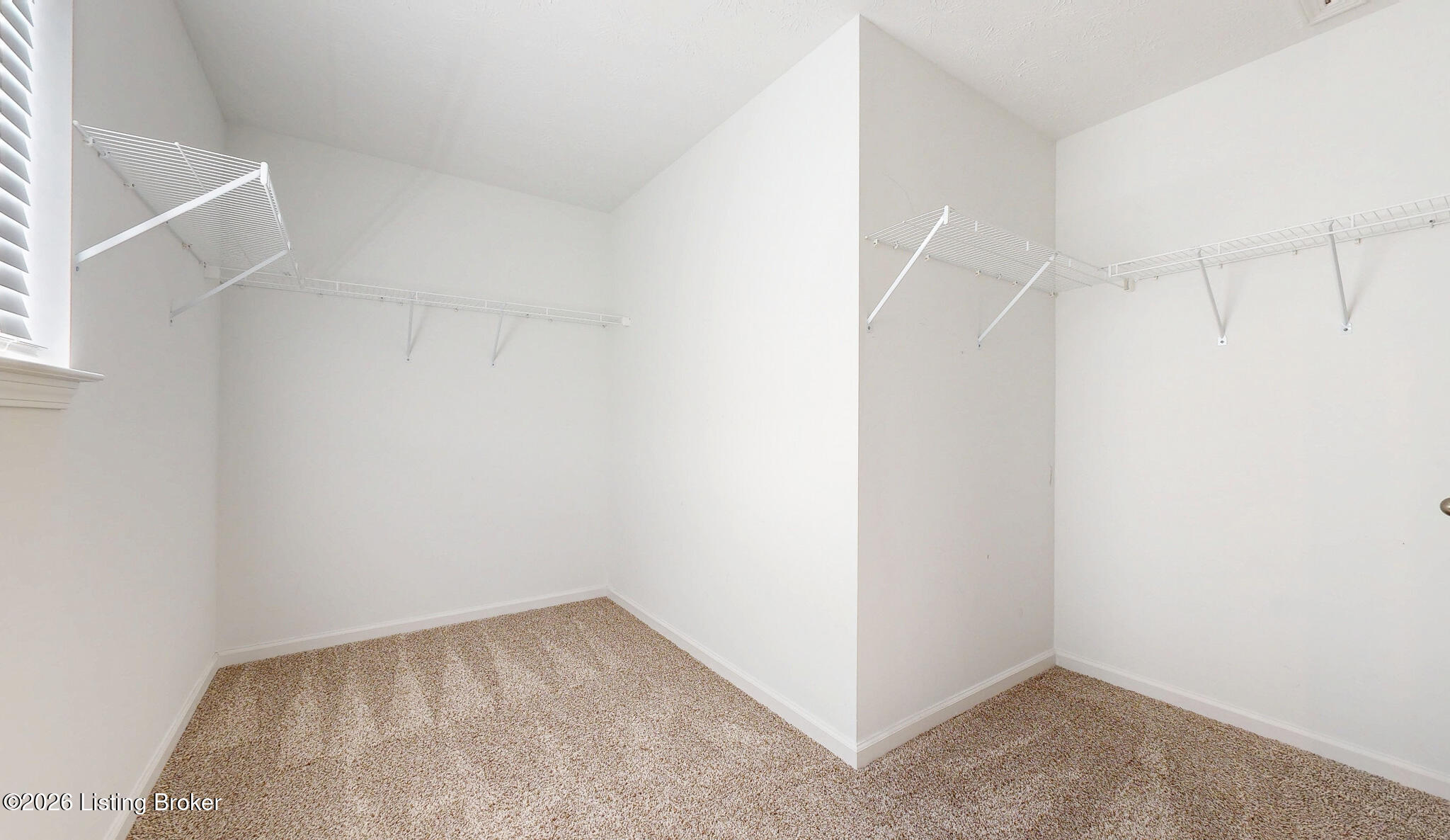 1070 Stratton Way Property Photo 21