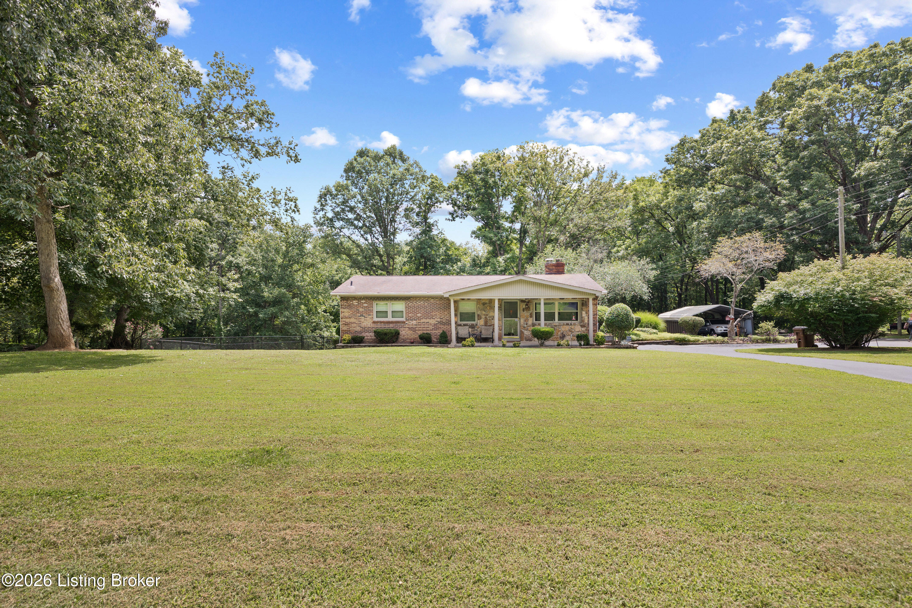 1193 Castlerock Dr Property Photo 4