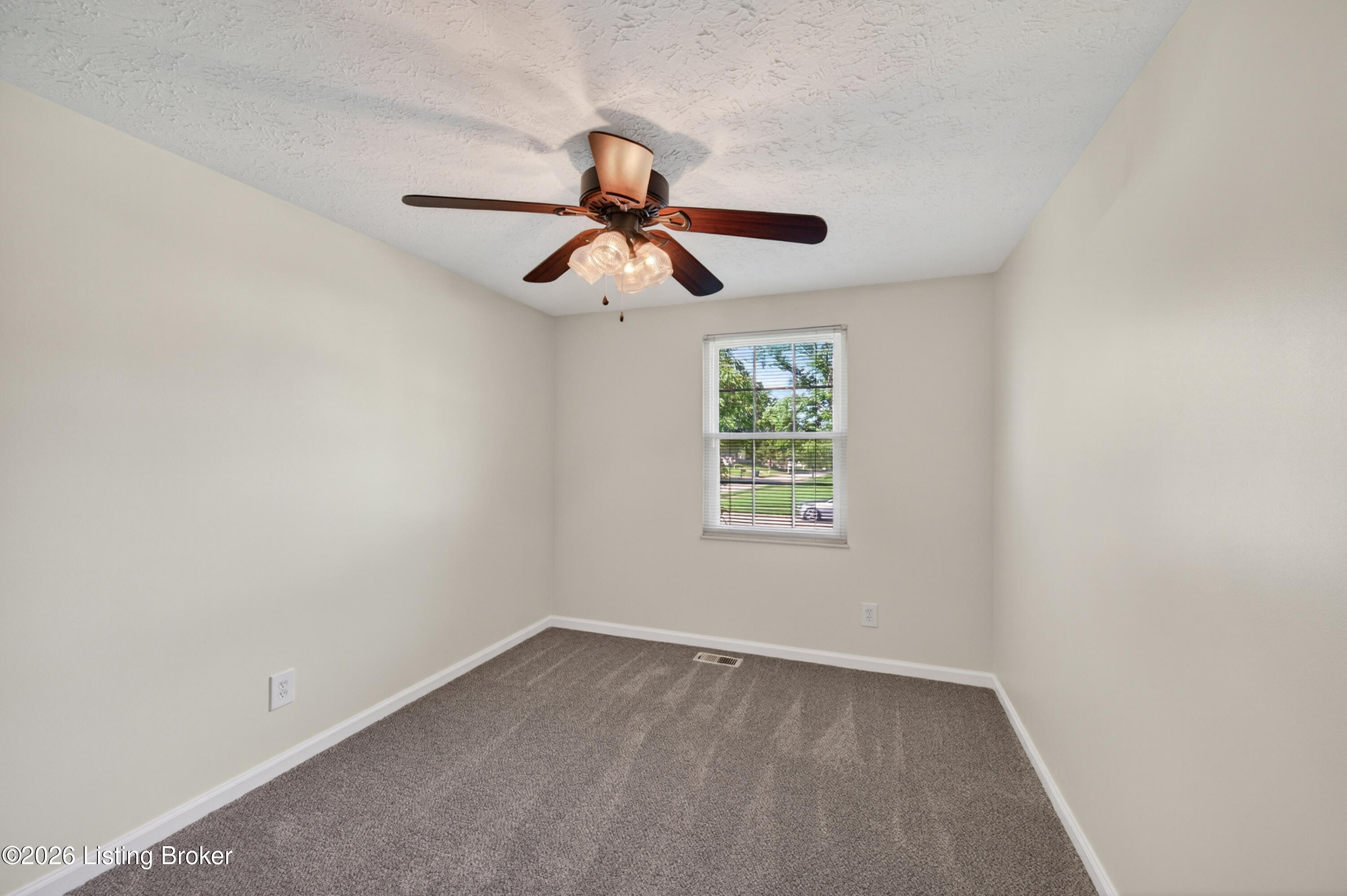 7005 Apple Orchard Ln Property Photo 12