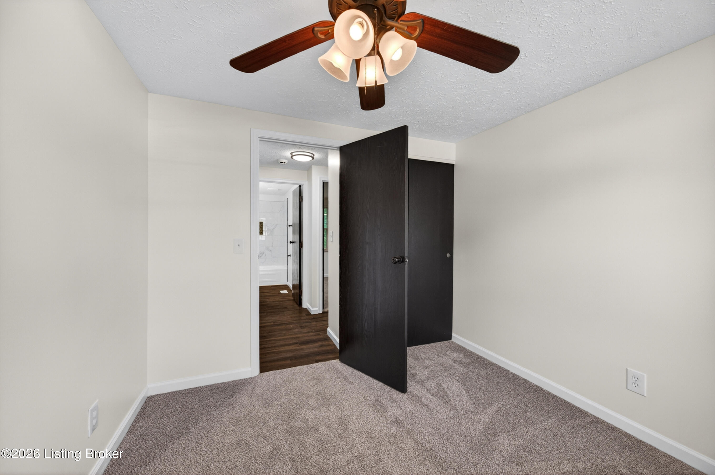 7005 Apple Orchard Ln Property Photo 24