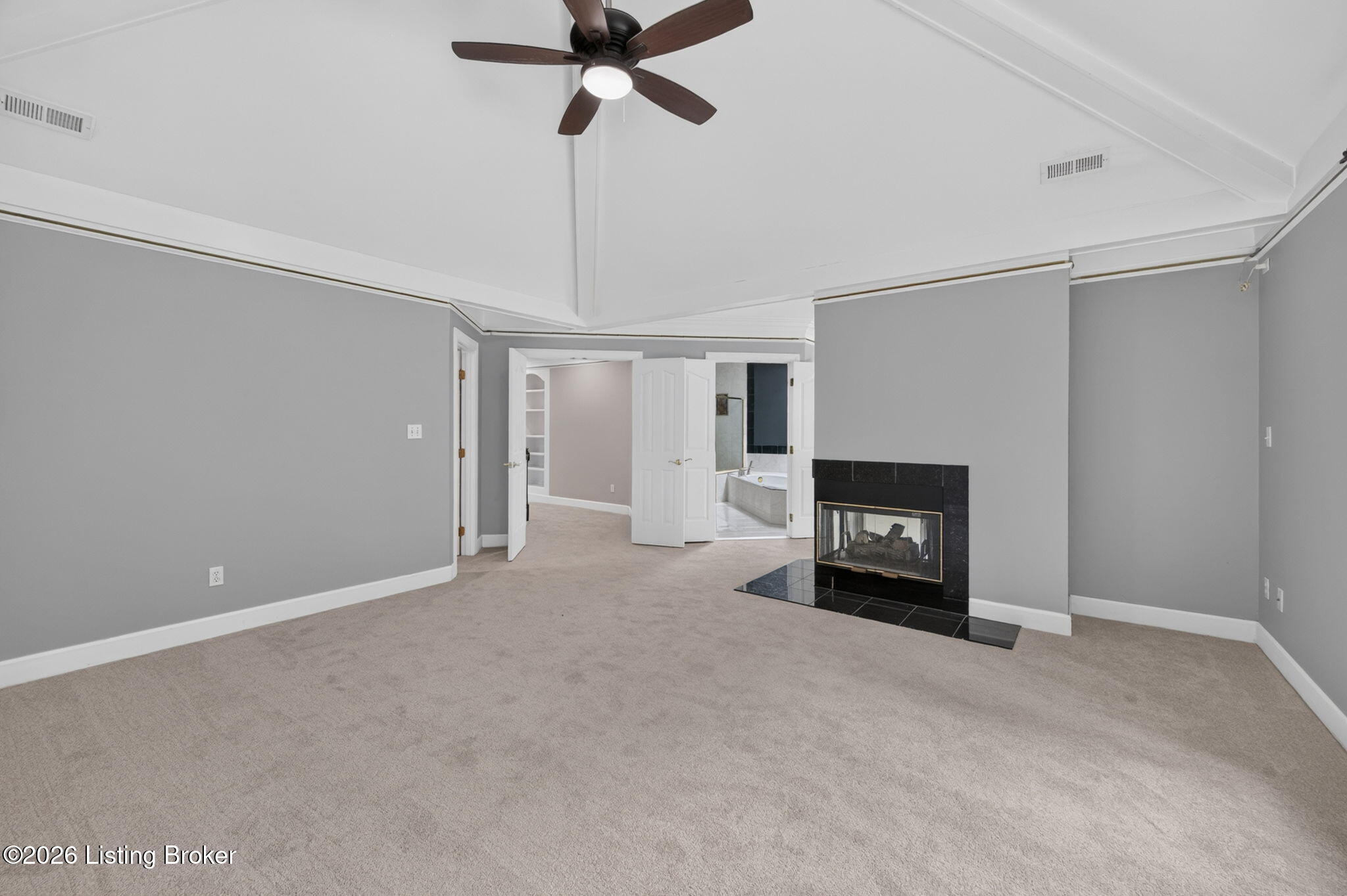 8800 Wooded Trail Ct Property Photo 27