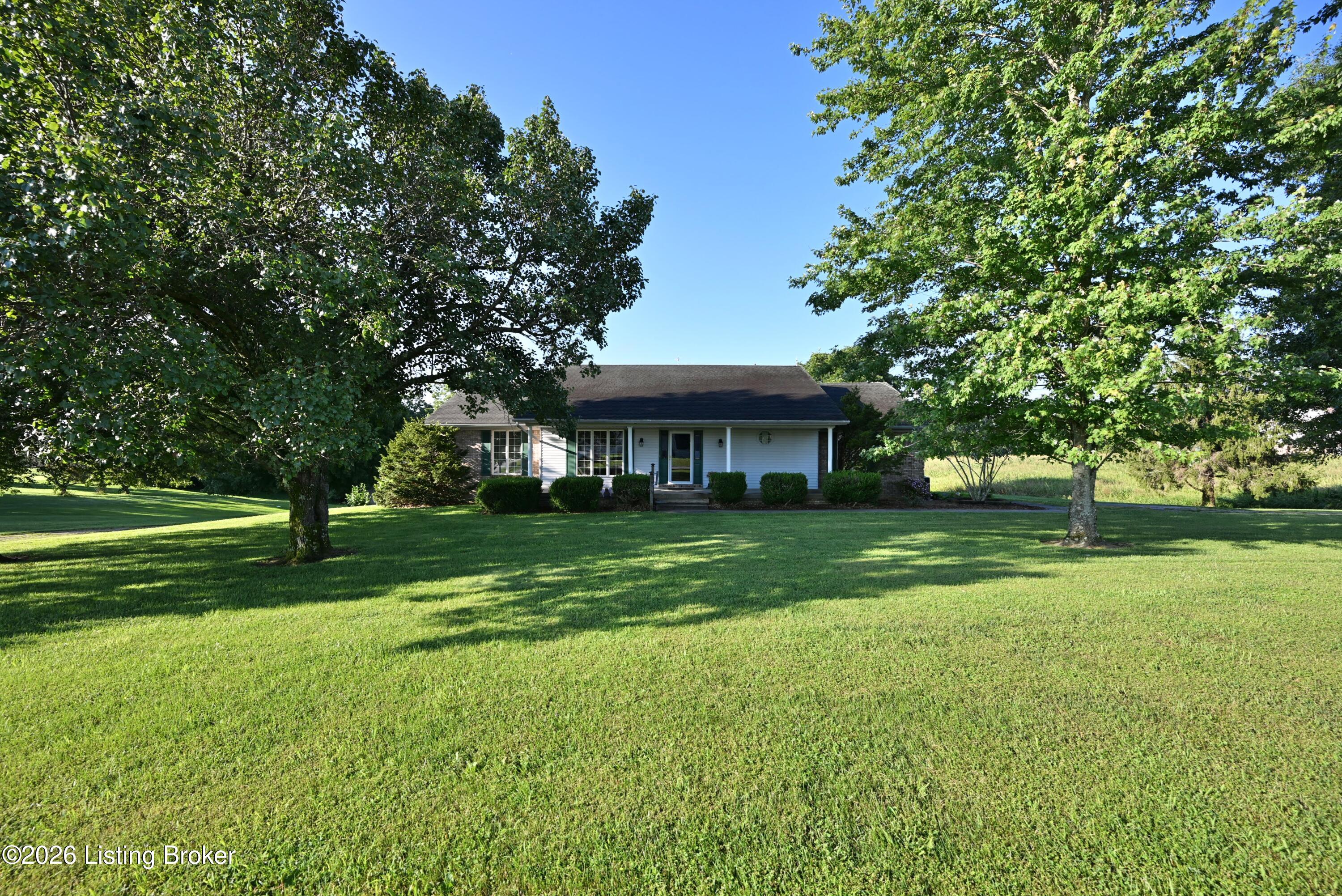 290 Hochstrasser Rd Property Photo 2