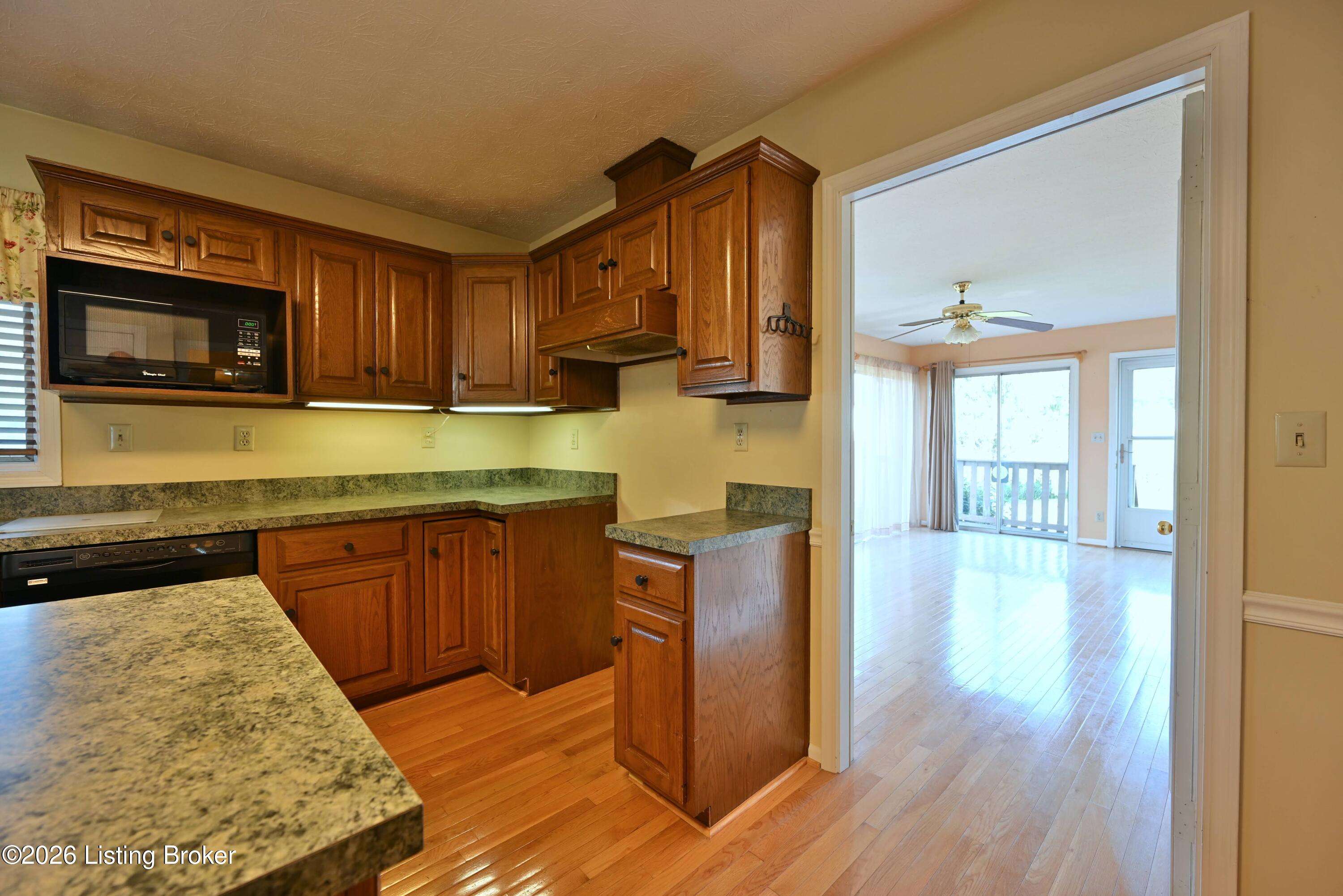 290 Hochstrasser Rd Property Photo 40