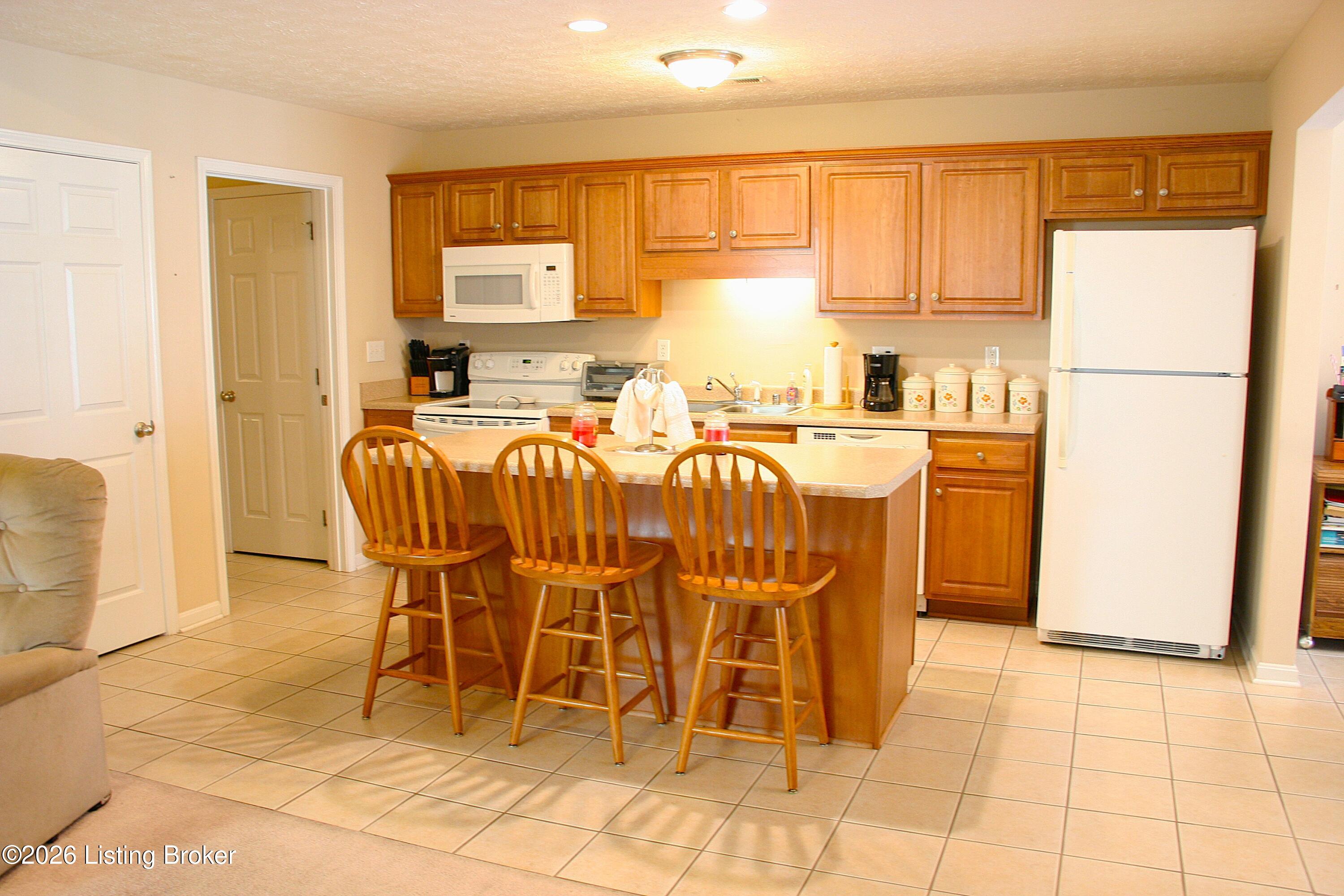 112 Bronze Wood Way Property Photo 5
