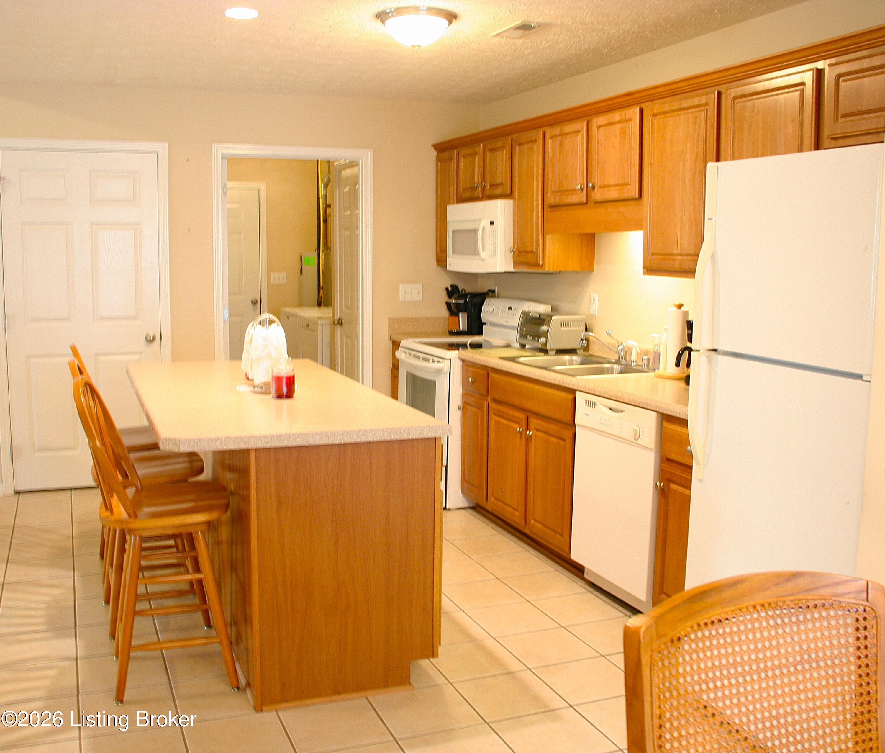 112 Bronze Wood Way Property Photo 6