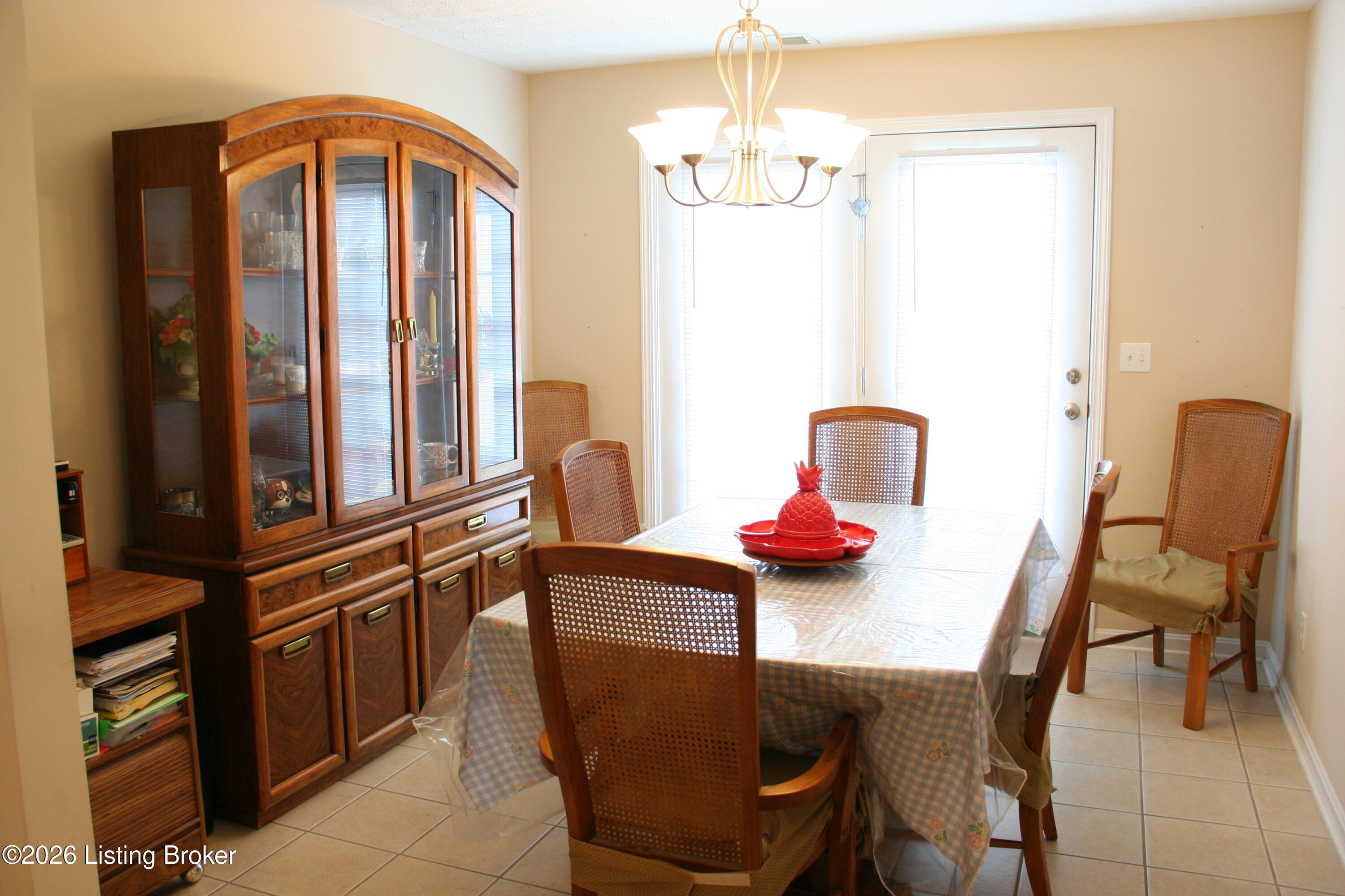 112 Bronze Wood Way Property Photo 9