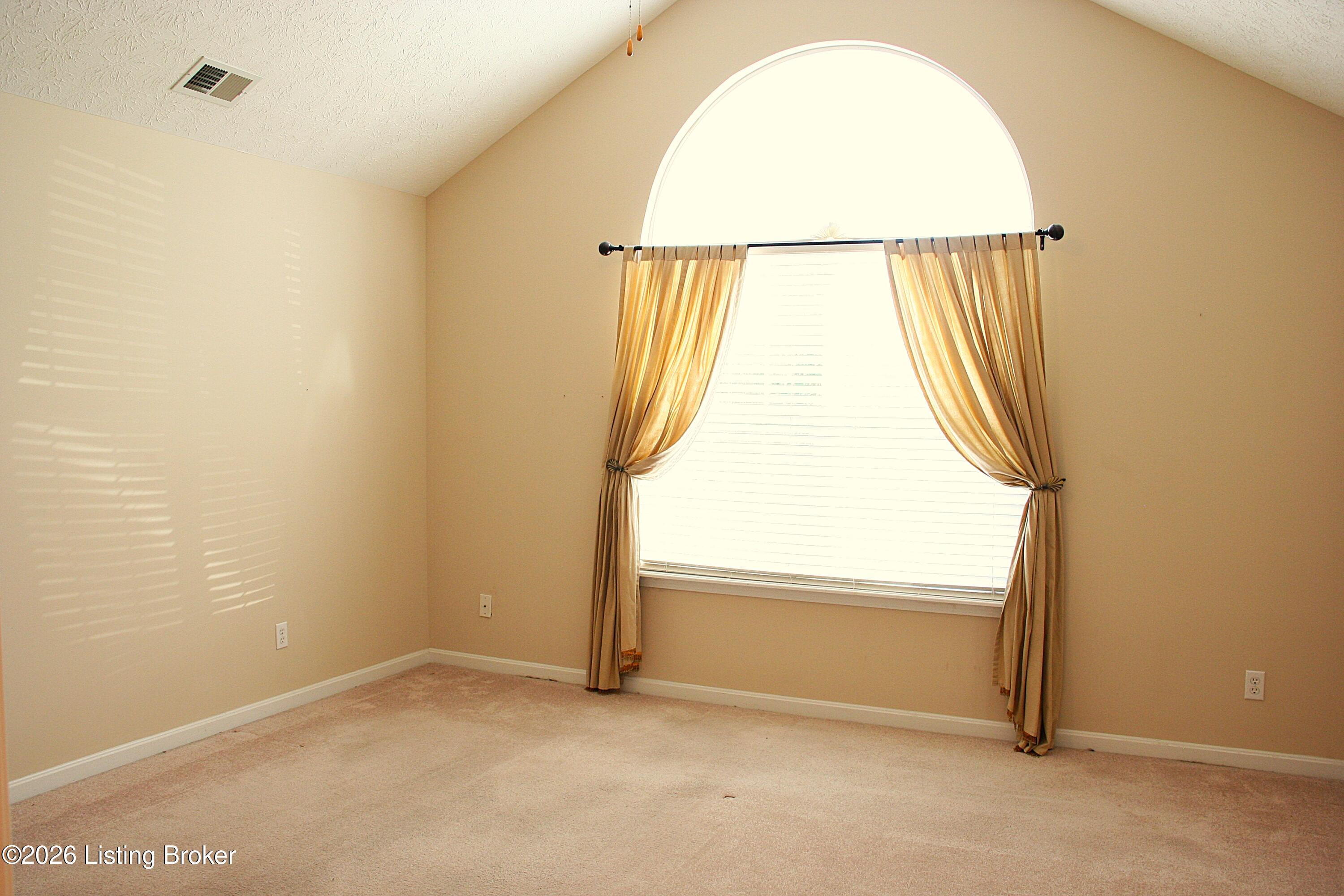 112 Bronze Wood Way Property Photo 12