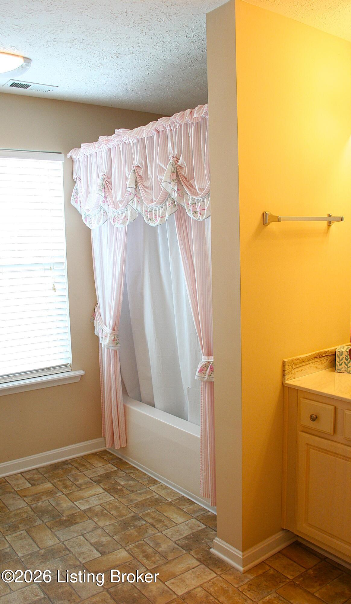 112 Bronze Wood Way Property Photo 33