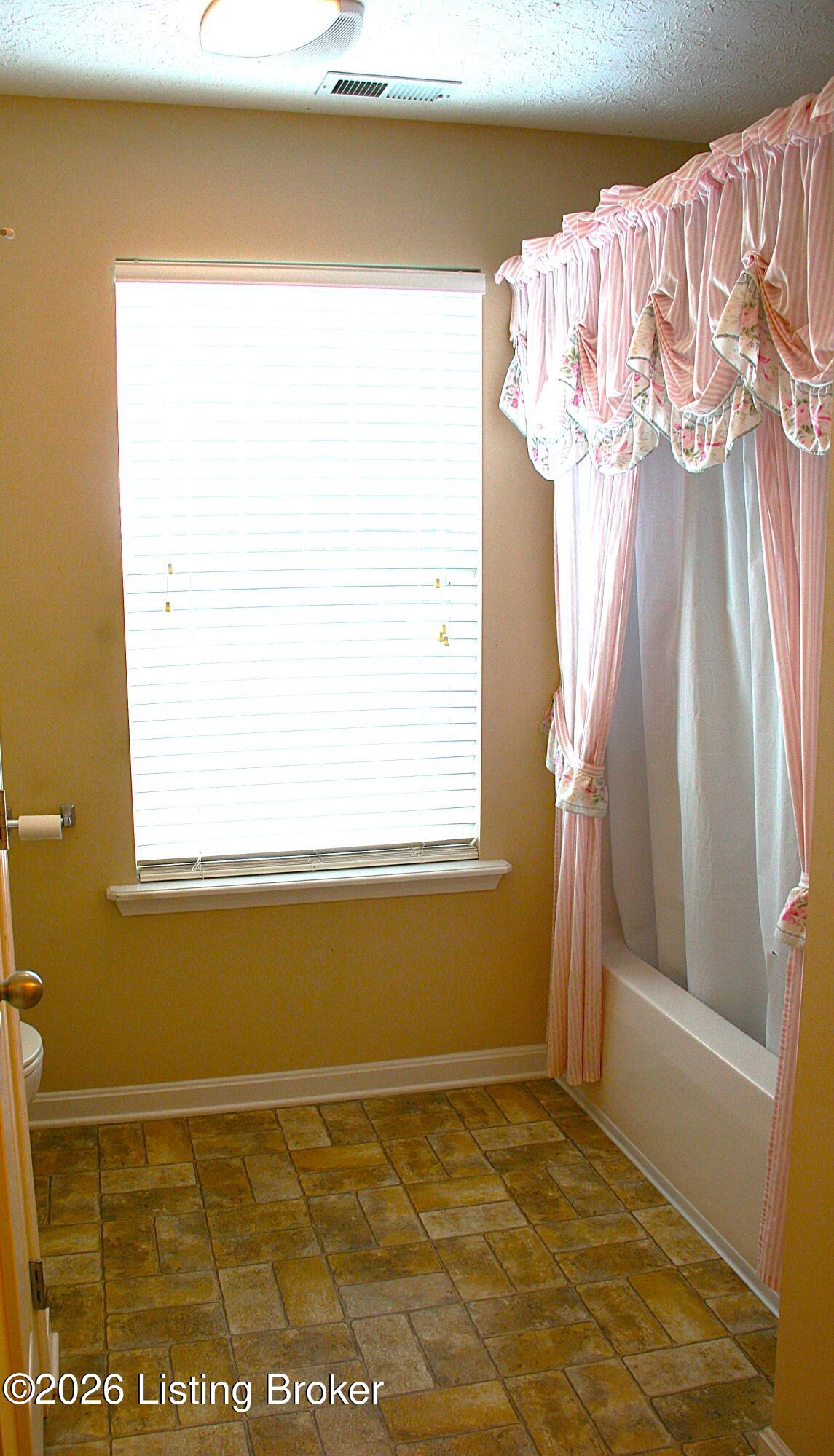 112 Bronze Wood Way Property Photo 34