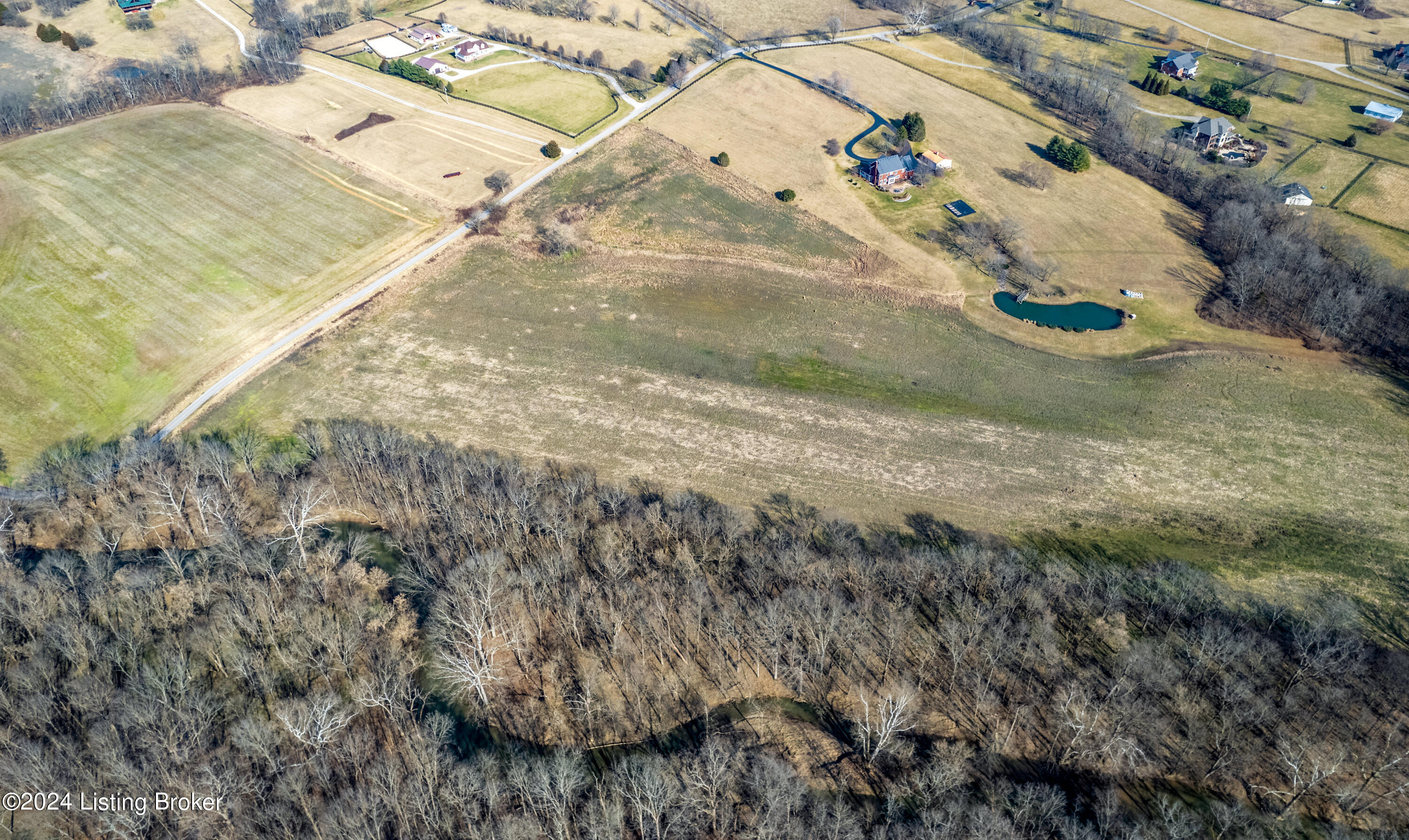 Tract 9 Anderson Ln Property Photo 2