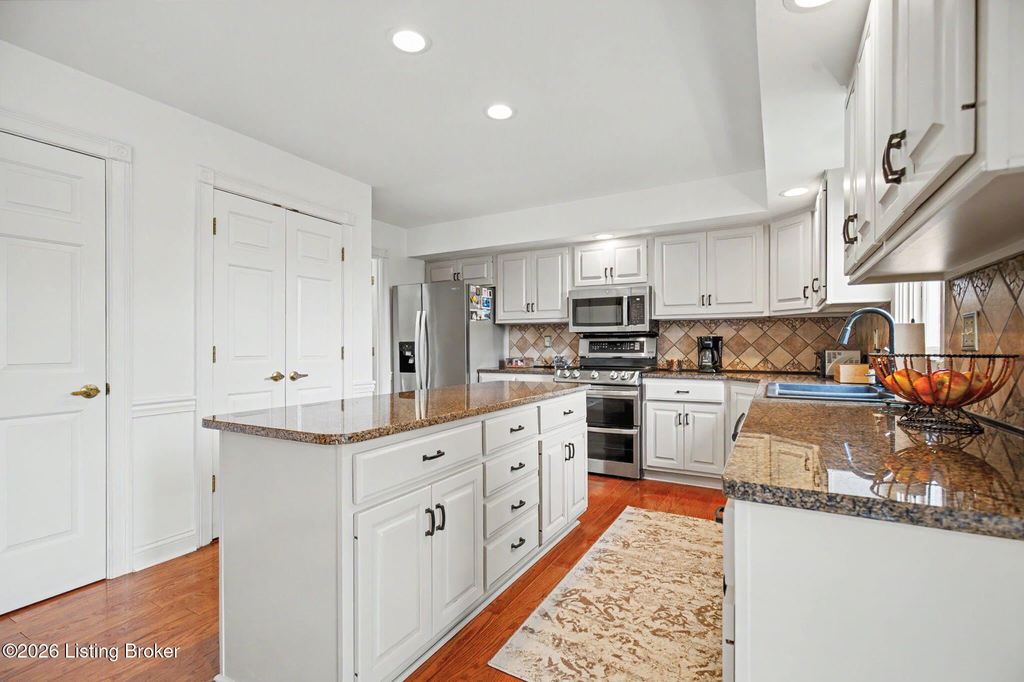 1600 Saratoga Trace Property Photo 10