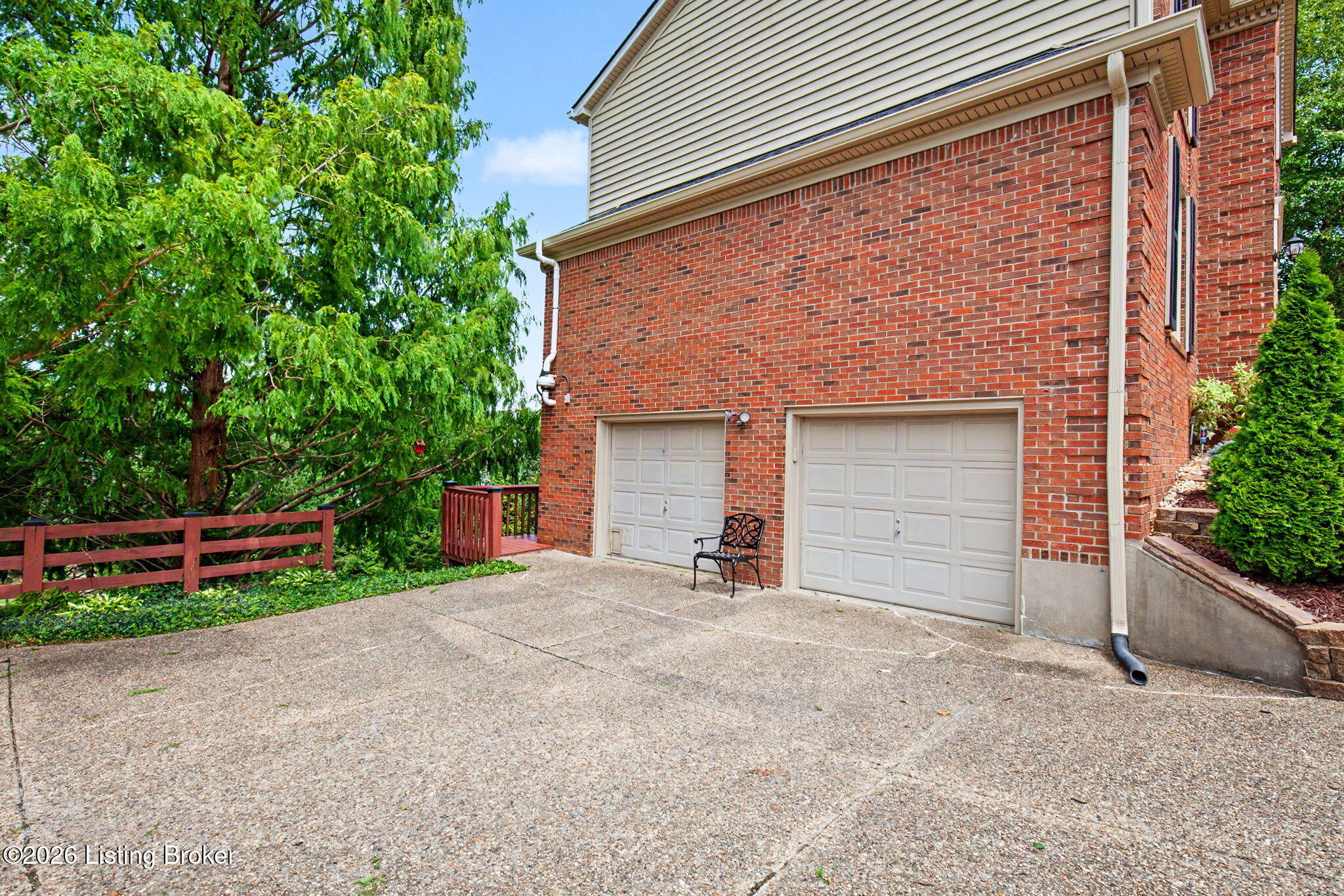 1600 Saratoga Trace Property Photo 42