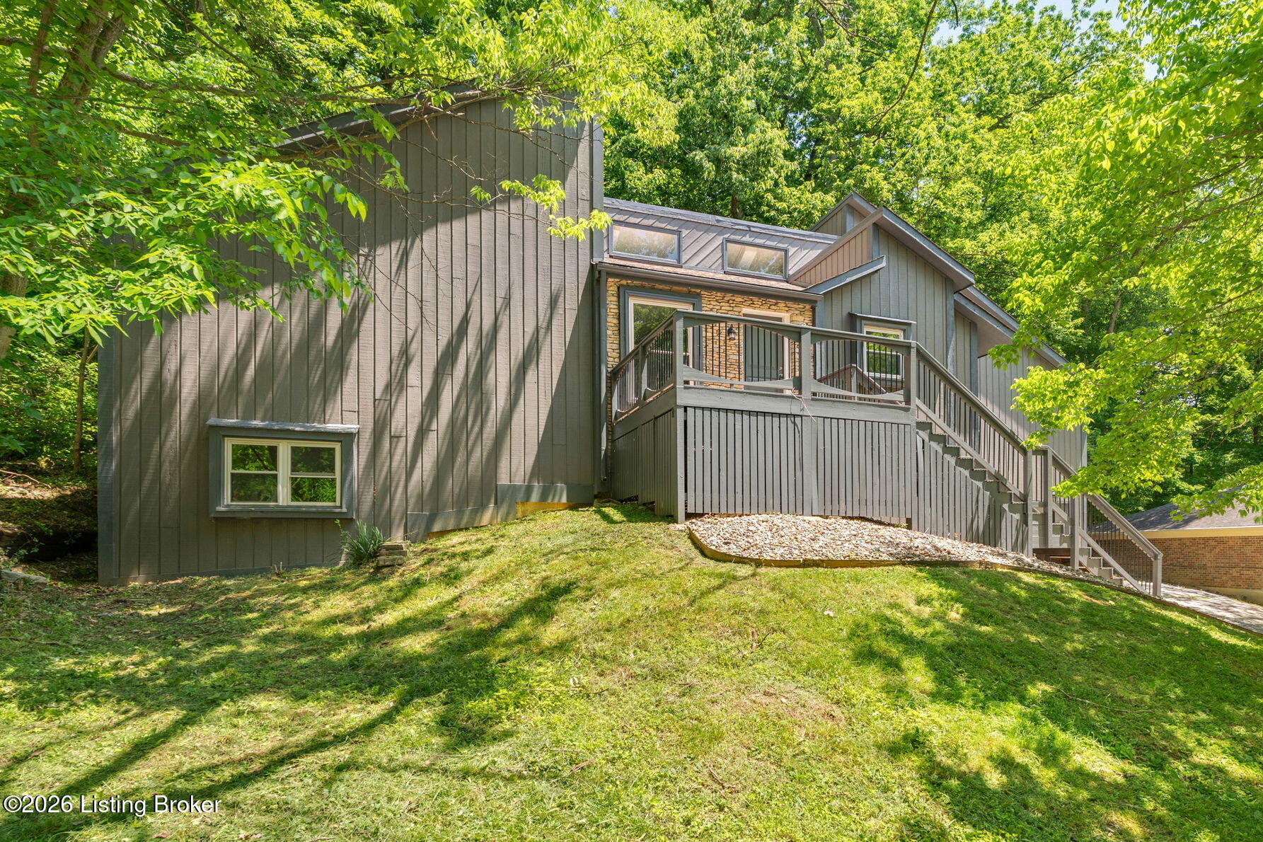 3703 Trail Ridge Rd Property Photo 2