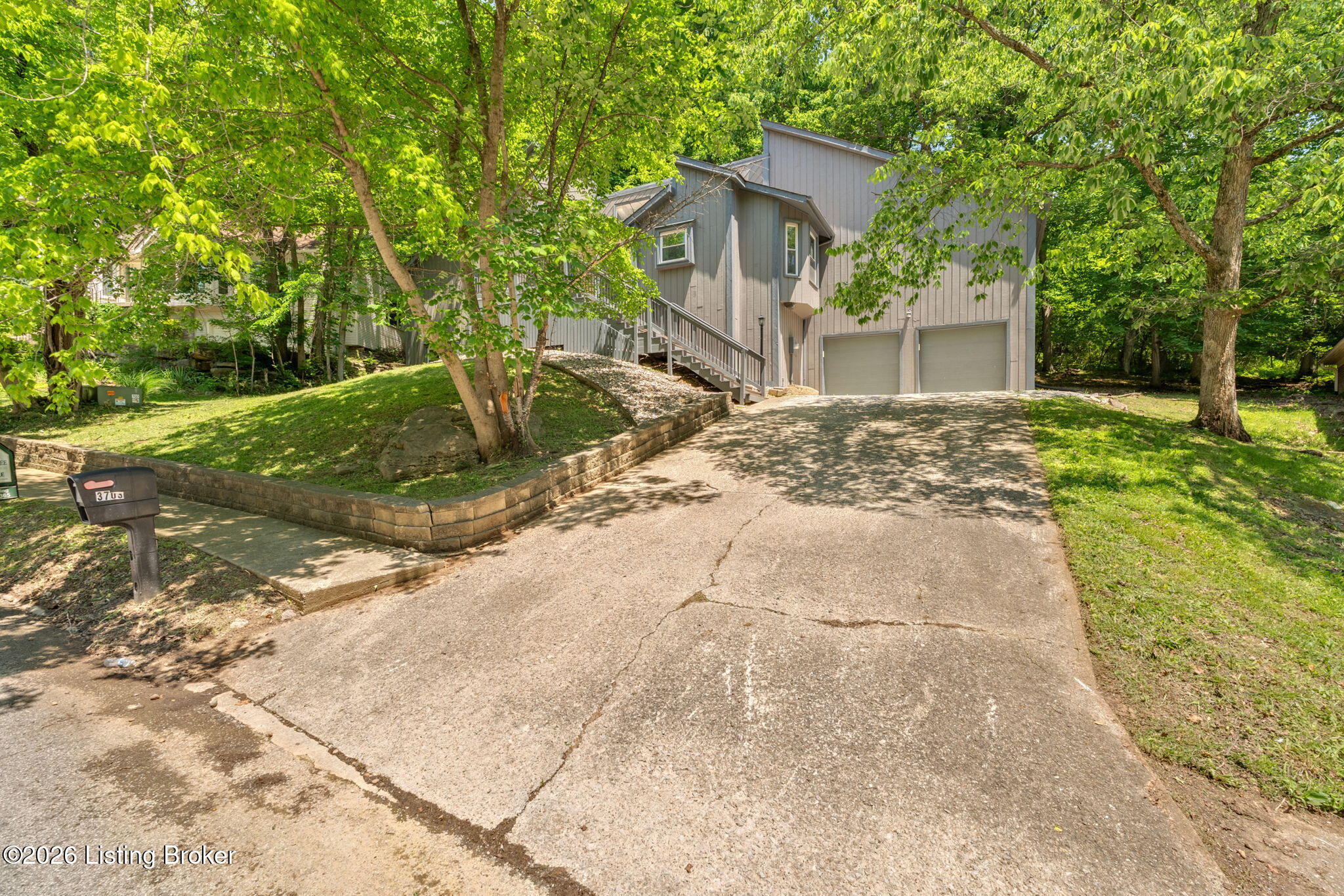 3703 Trail Ridge Rd Property Photo 3