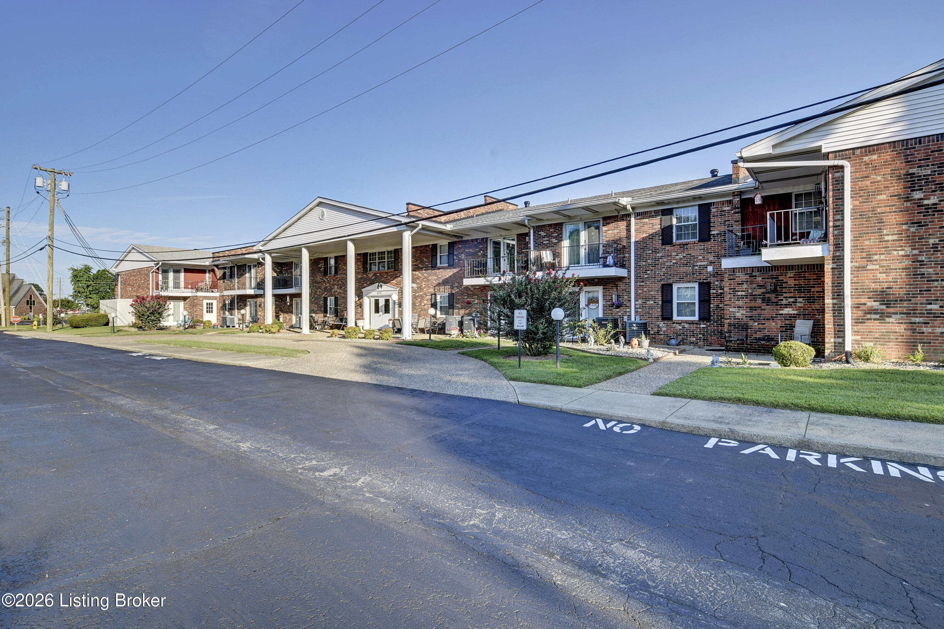 8101 Wendamoor Dr Unit 28 Property Photo 1