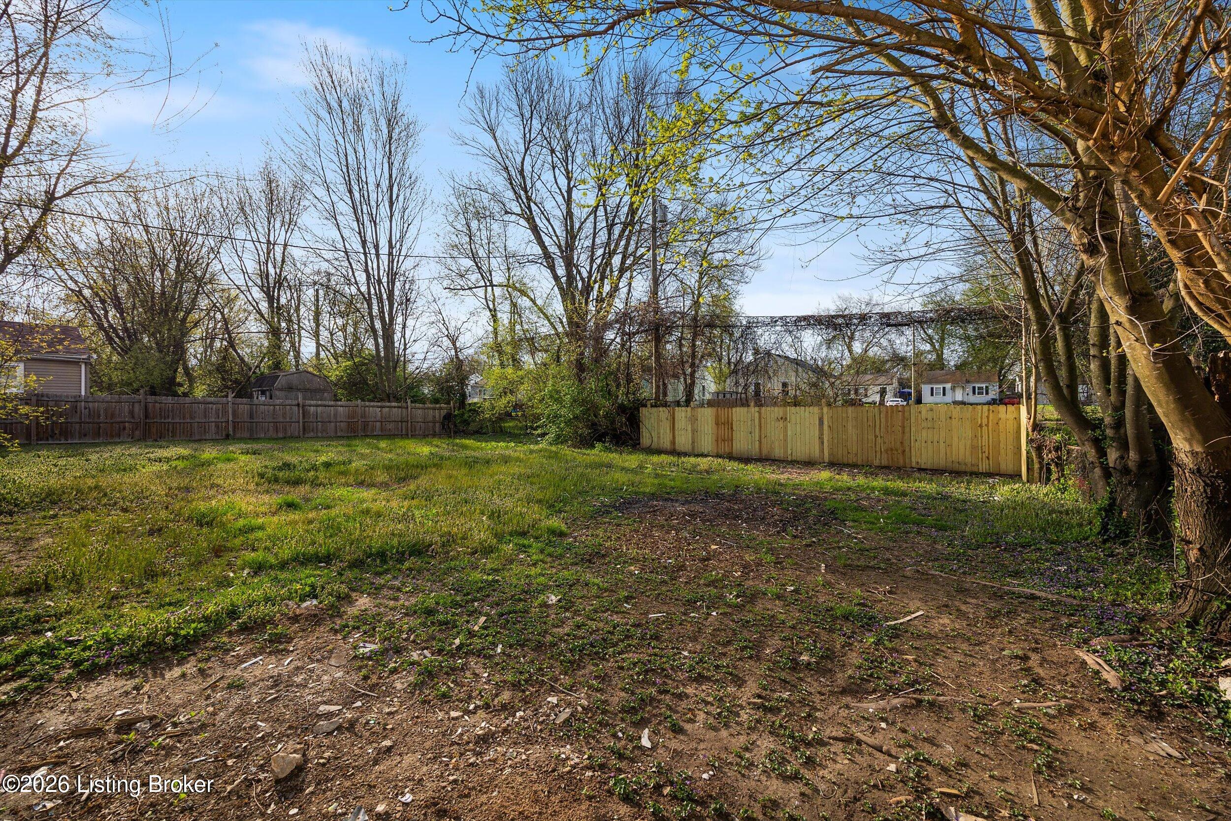 2726 Algonquin Pkwy Property Photo 22