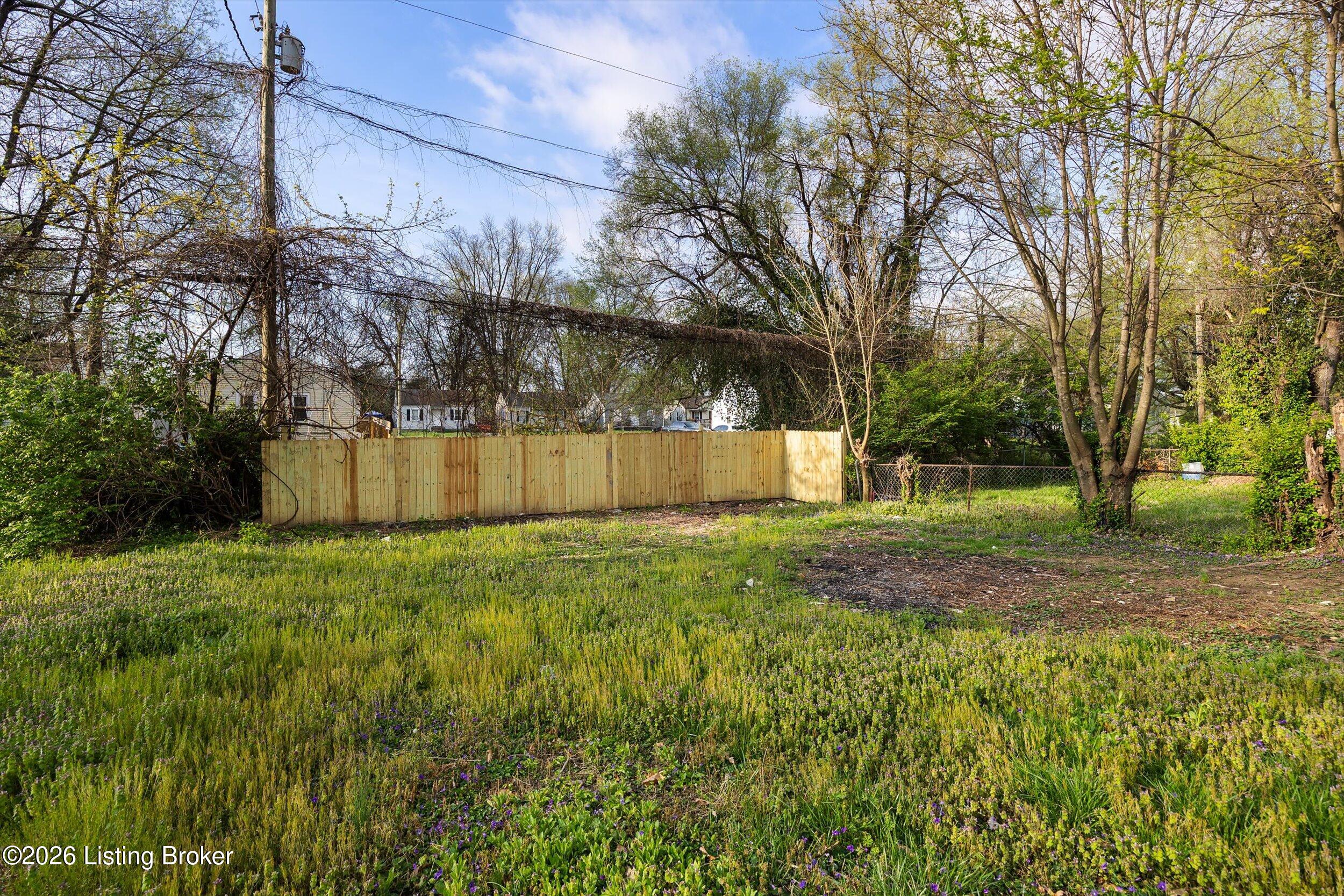 2726 Algonquin Pkwy Property Photo 23