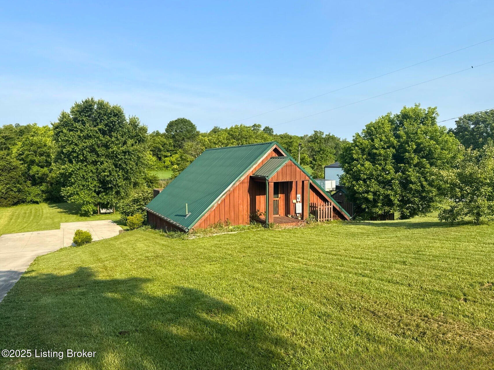 4815 Plum Creek Rd Property Photo 1