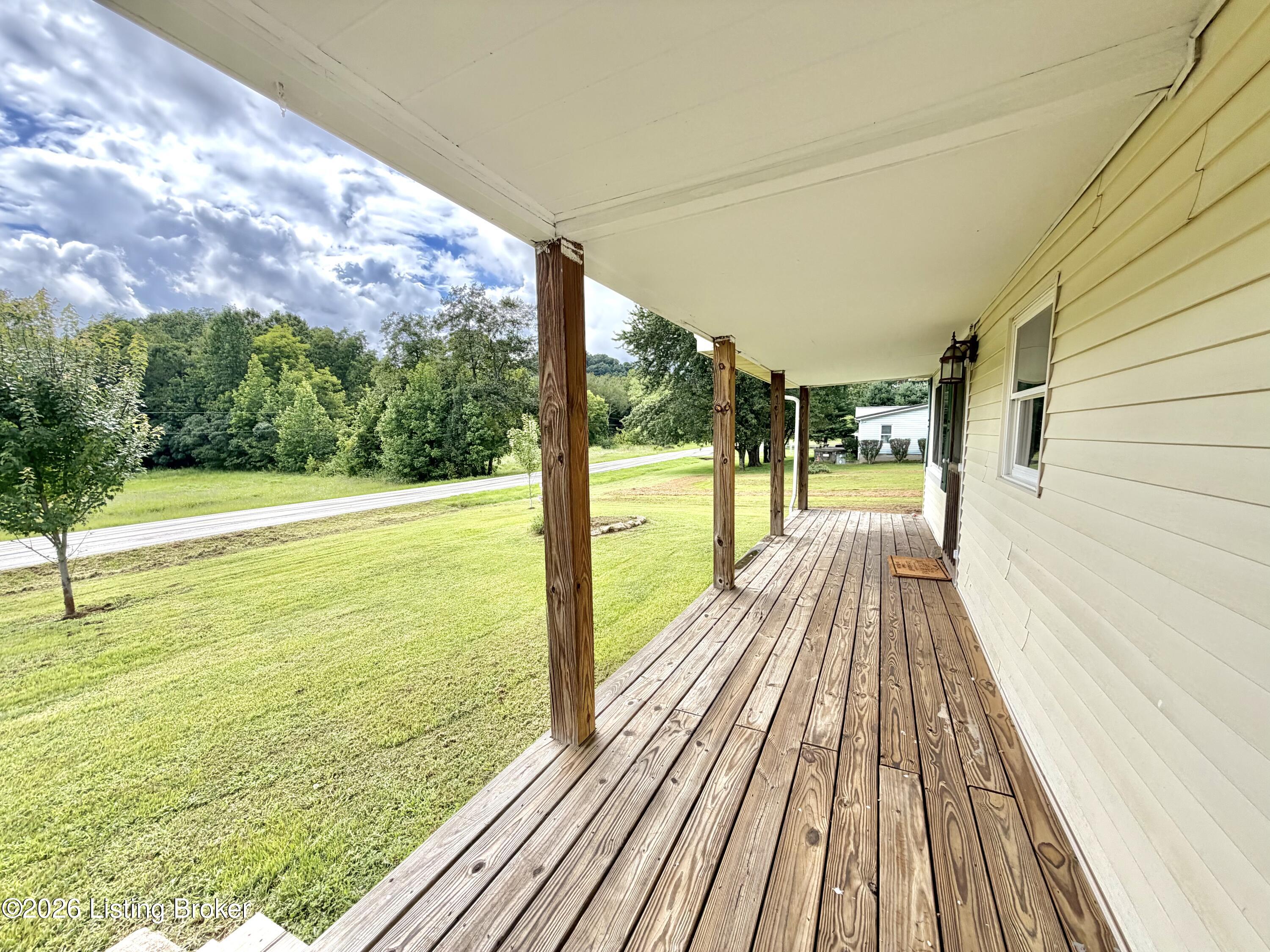 2358 Wilson Creek Rd Property Photo 9