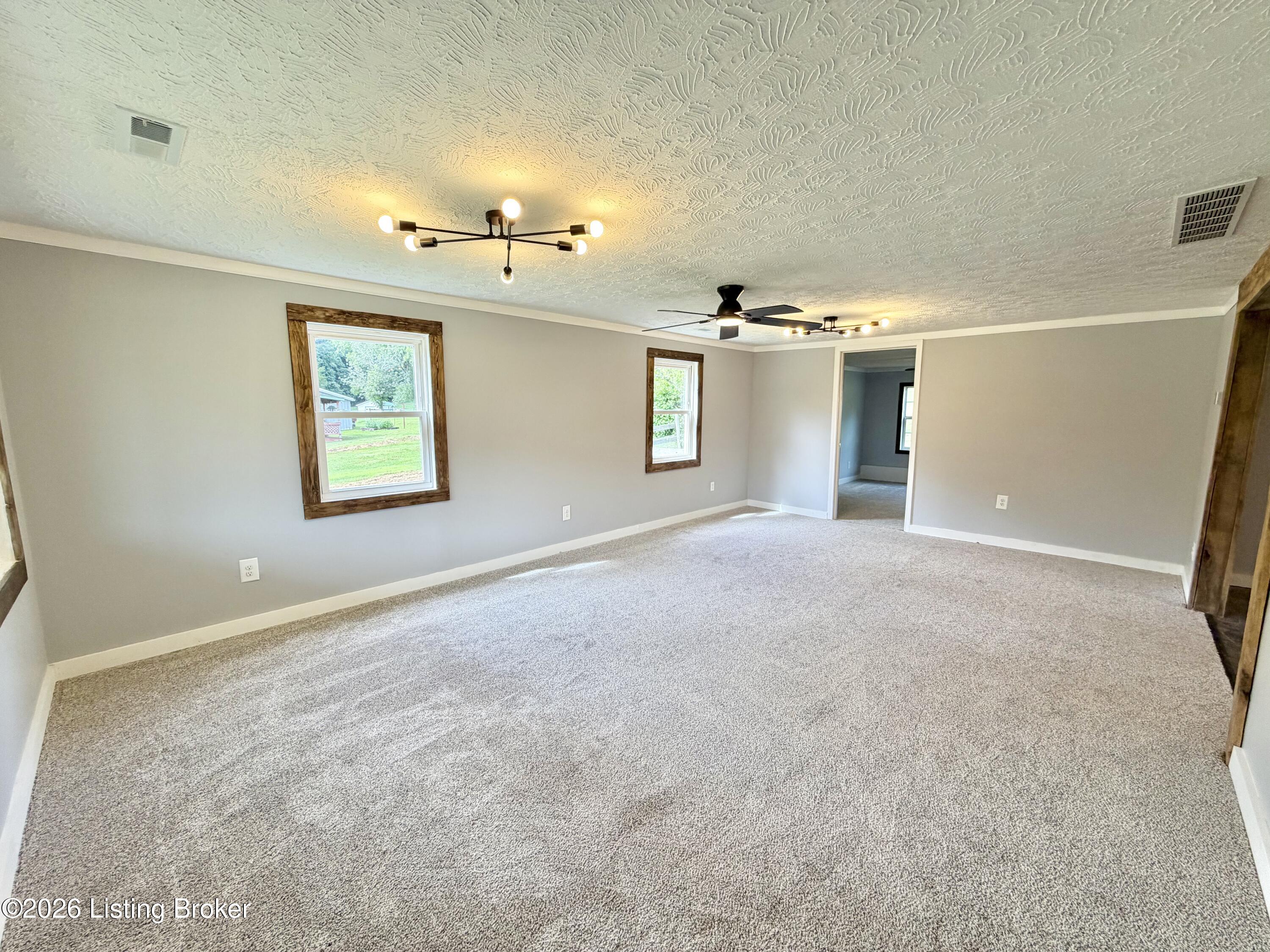2358 Wilson Creek Rd Property Photo 10