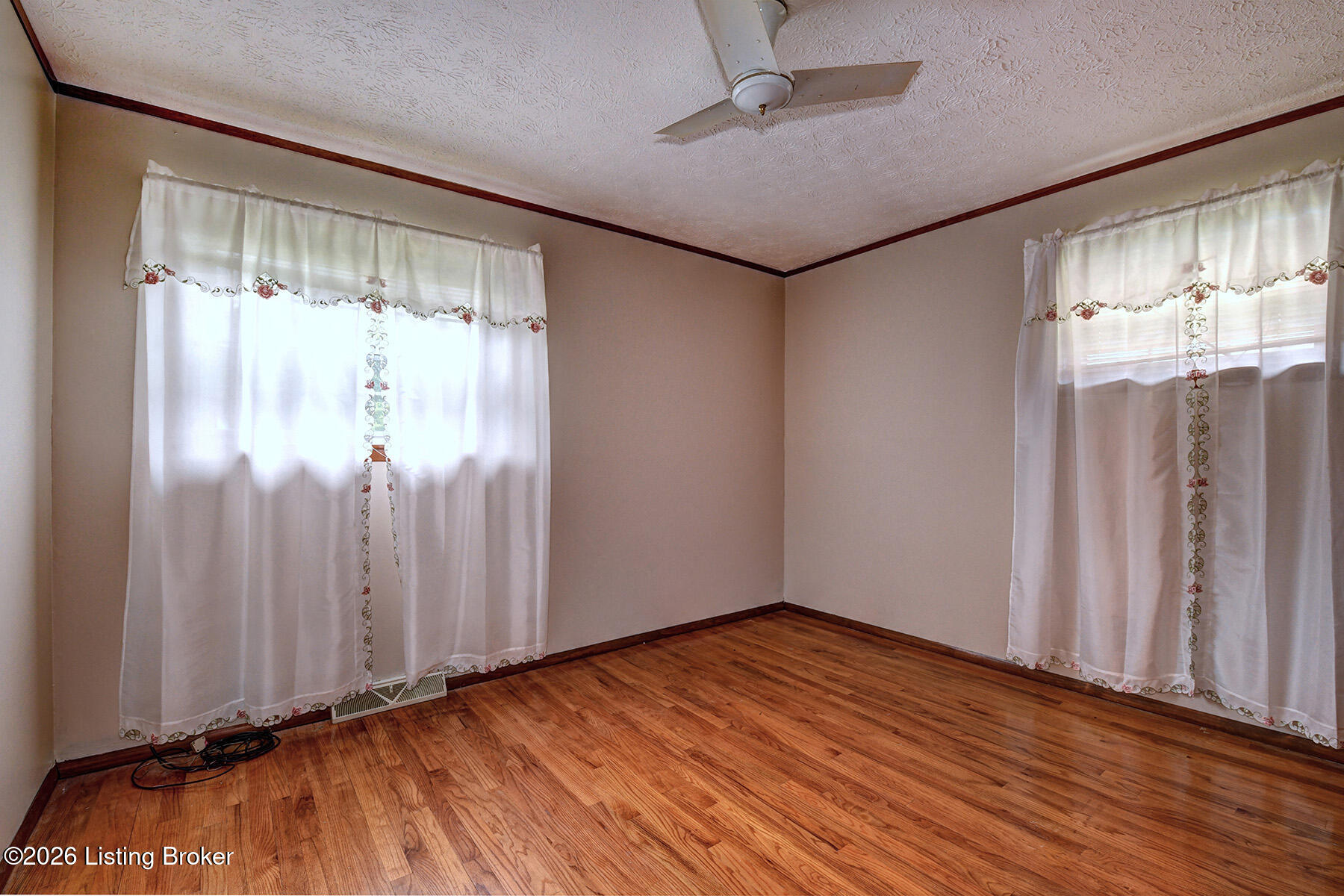 1077 Dotland Cir Property Photo 13