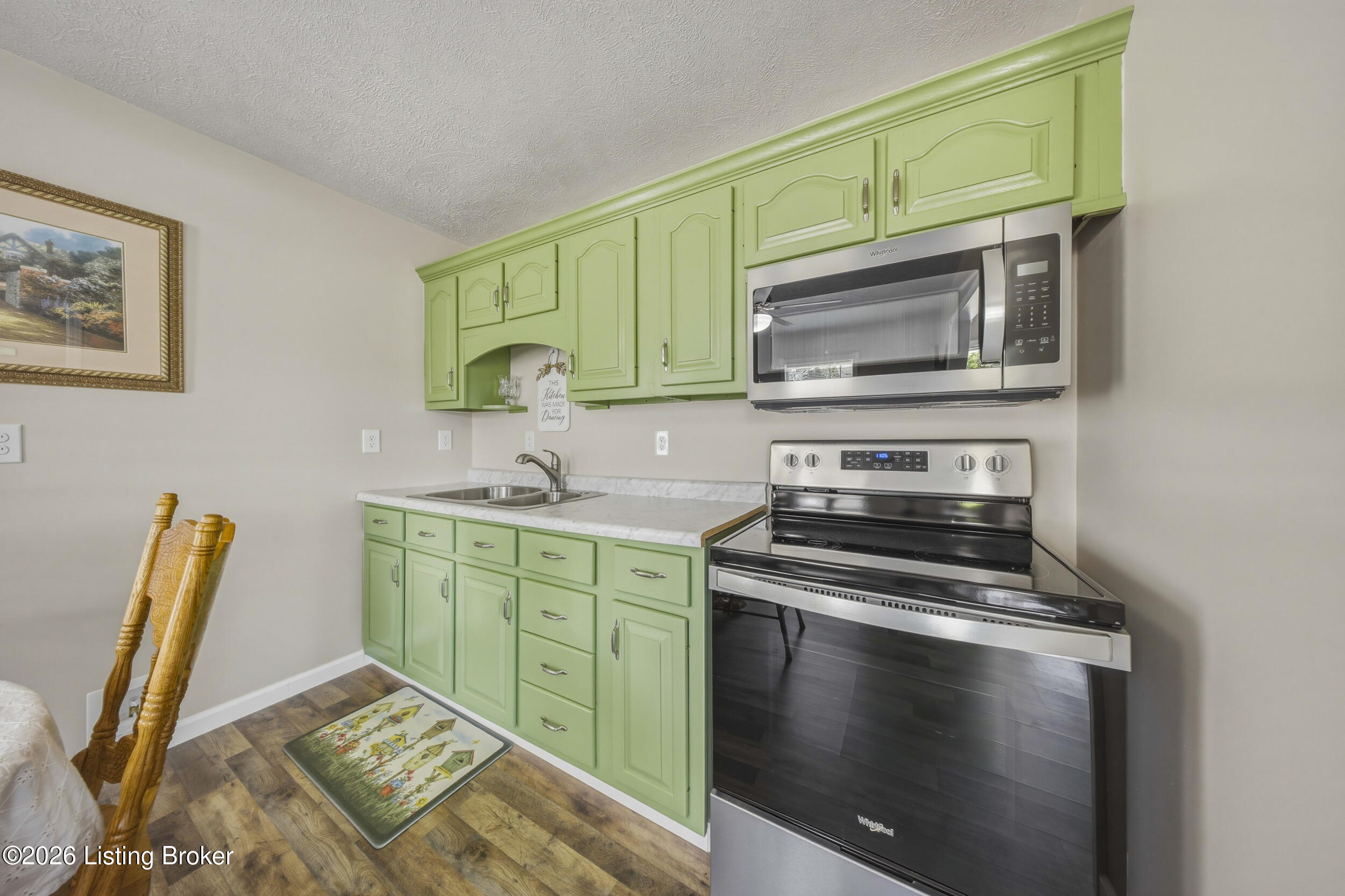 827 Lakeview Cir Property Photo 11