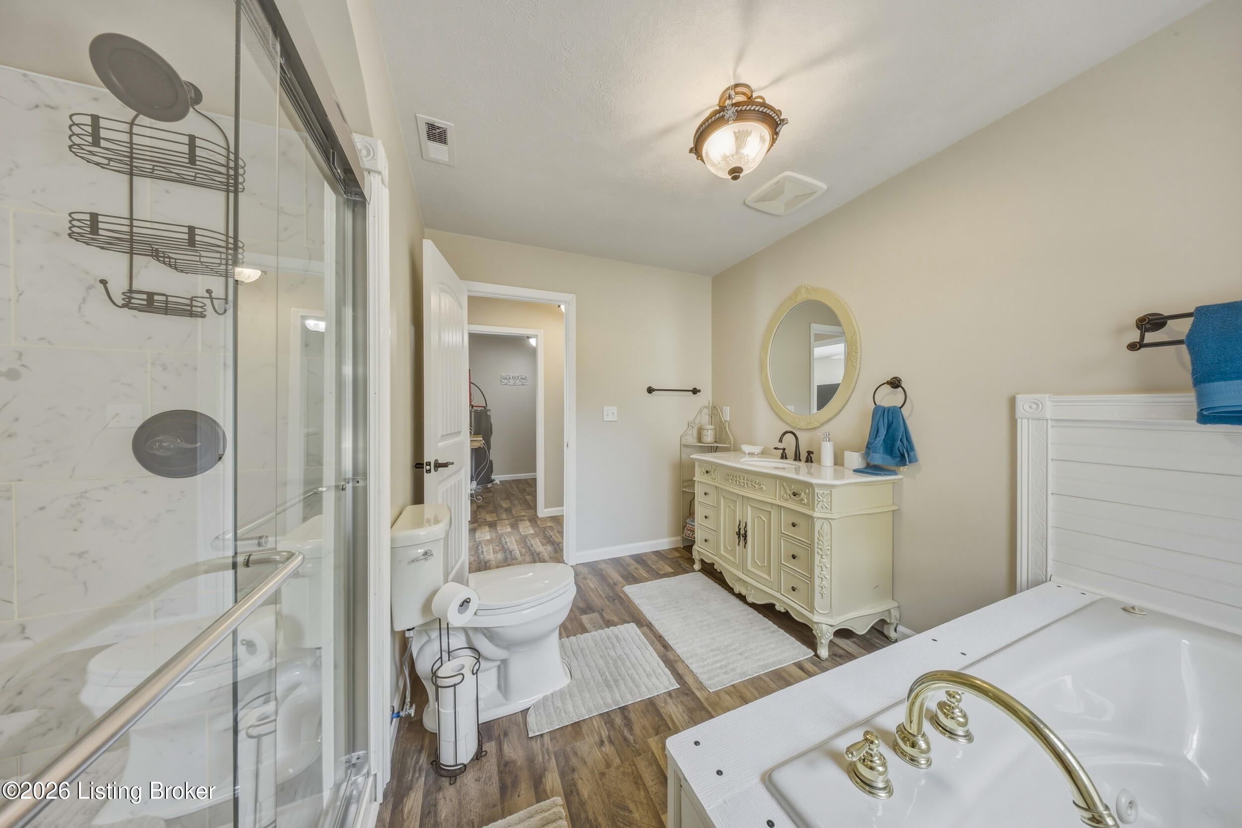 827 Lakeview Cir Property Photo 19