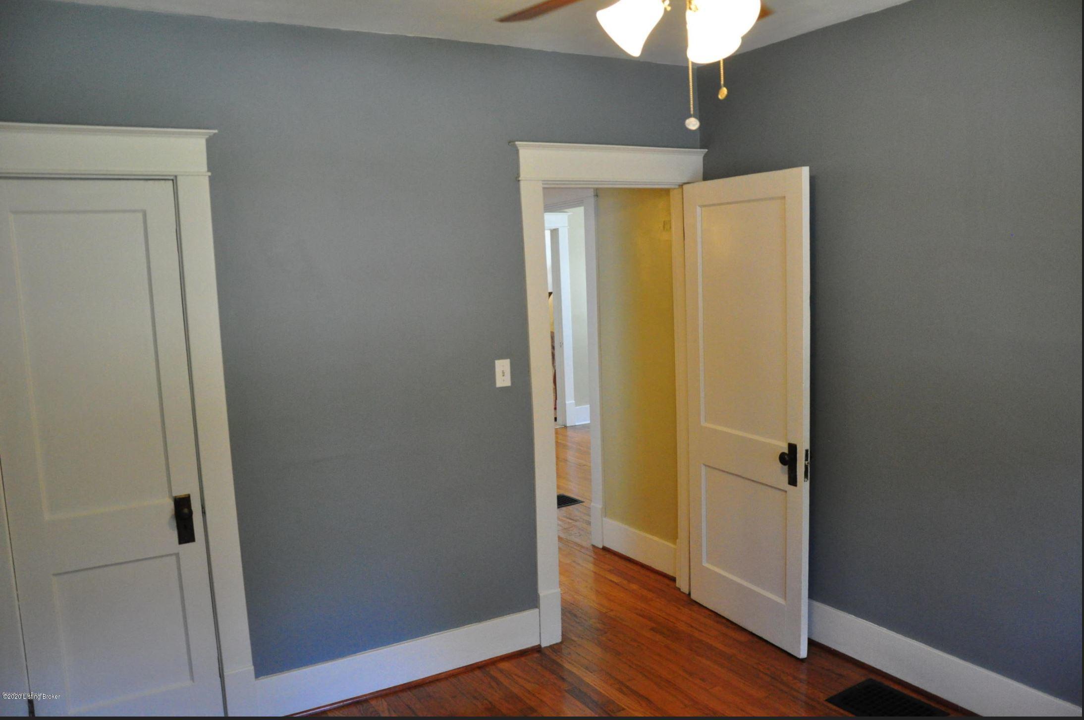 3829 Elmwood Ave Property Photo 5