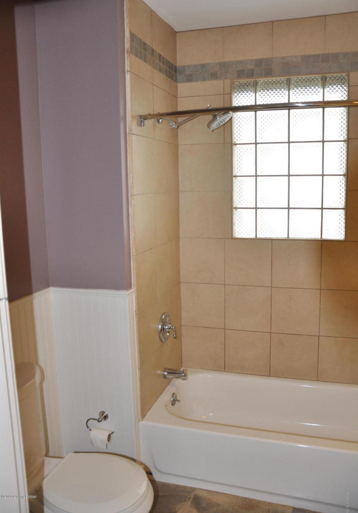 3829 Elmwood Ave Property Photo 7