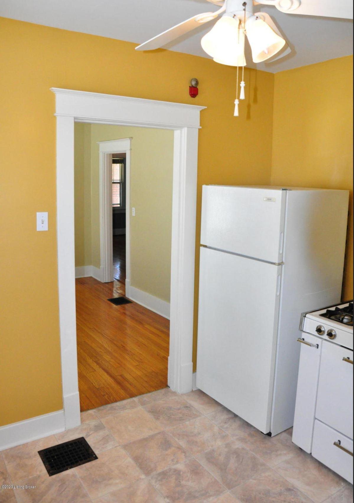 3829 Elmwood Ave Property Photo 12