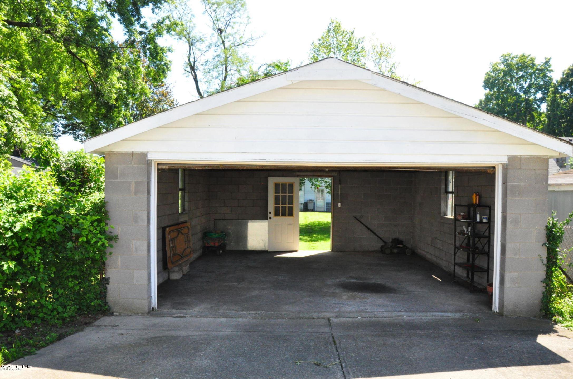 3829 Elmwood Ave Property Photo 18