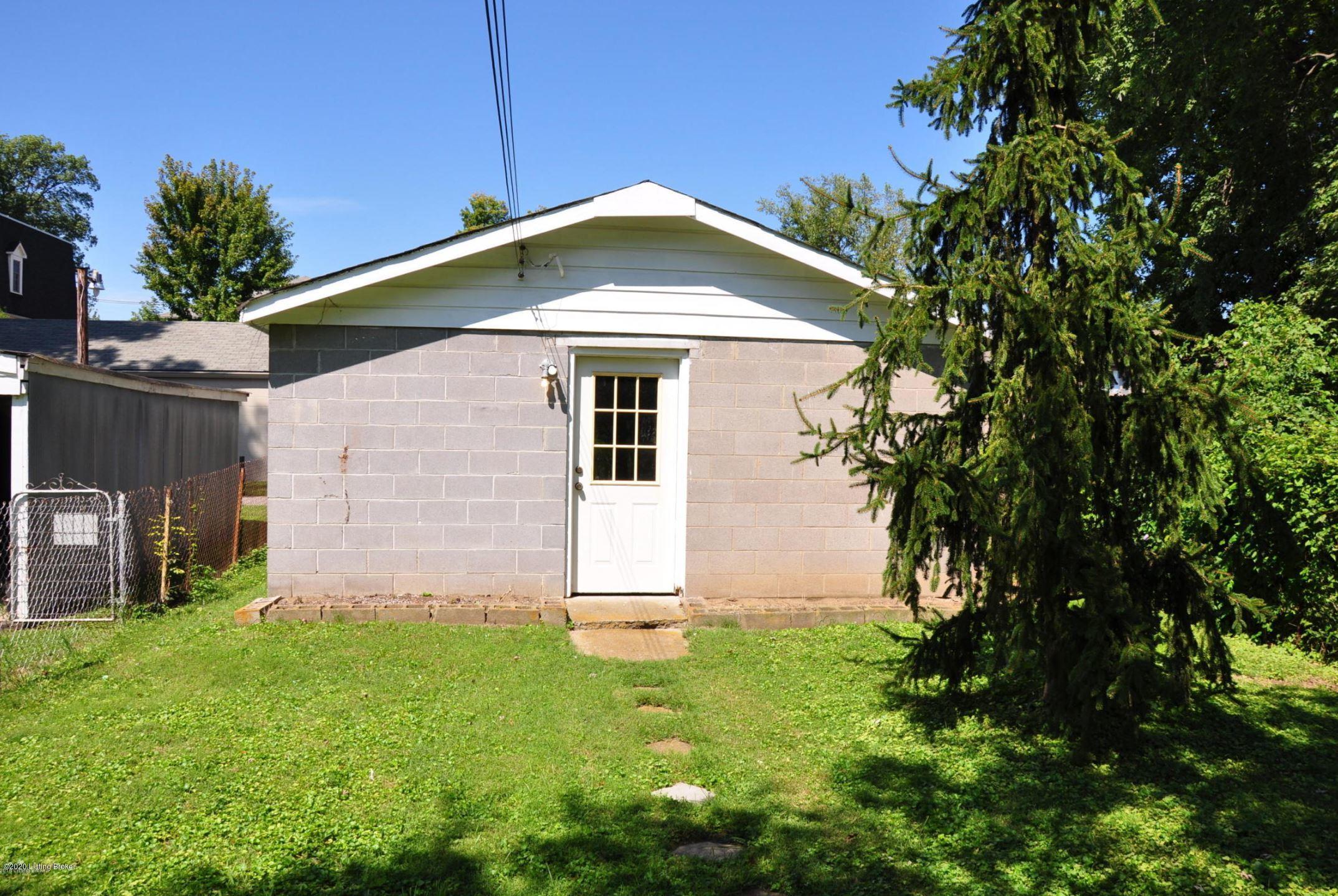 3829 Elmwood Ave Property Photo 19