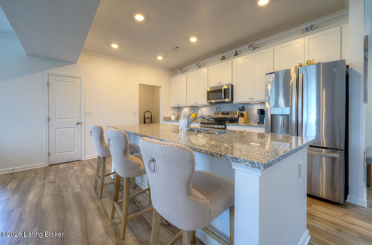 8401 Hummingbird Nest Ct Property Photo 7
