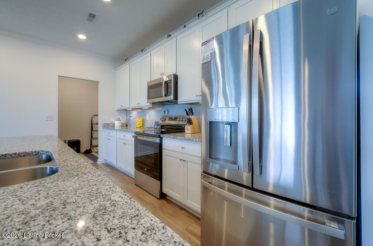 8401 Hummingbird Nest Ct Property Photo 9