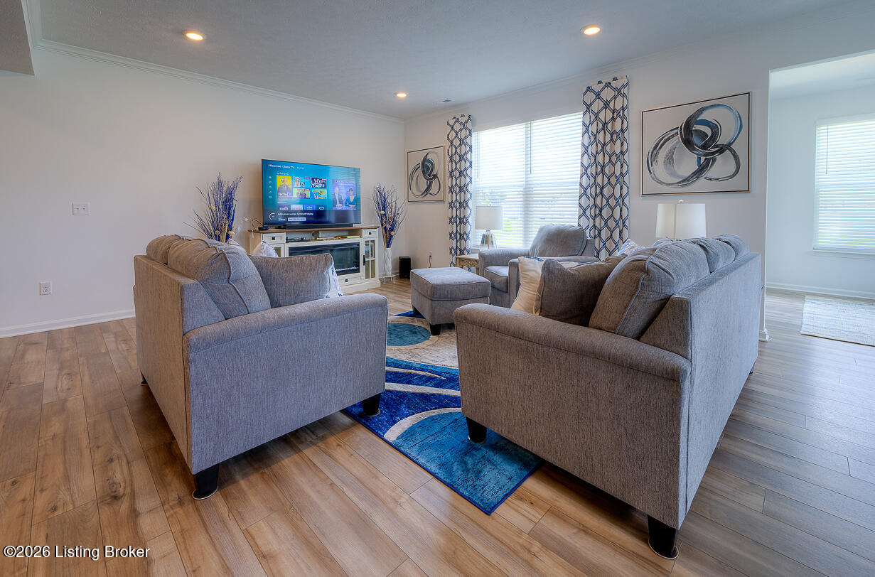 8401 Hummingbird Nest Ct Property Photo 15