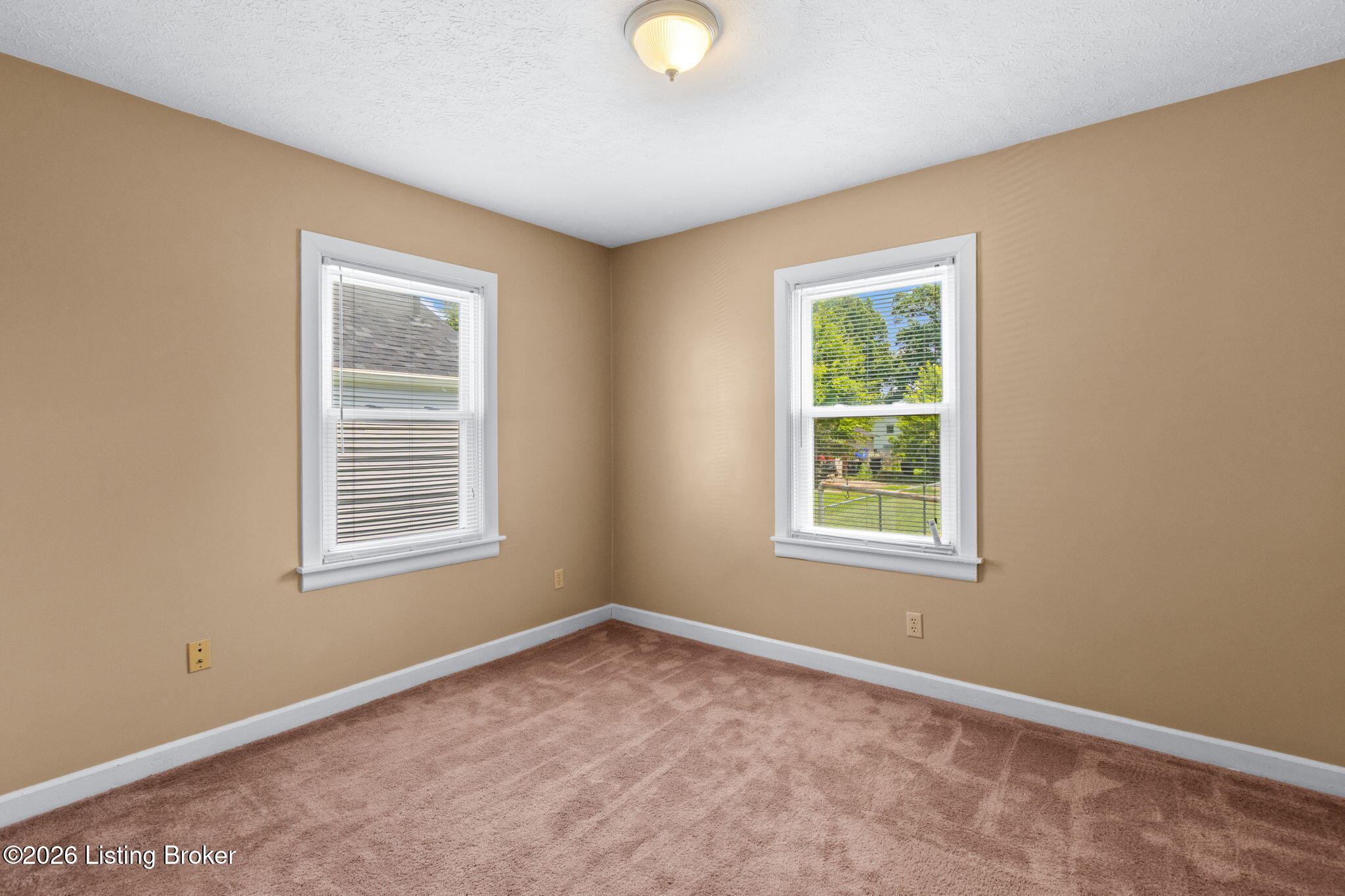 3631 Kahlert Ave Property Photo 13