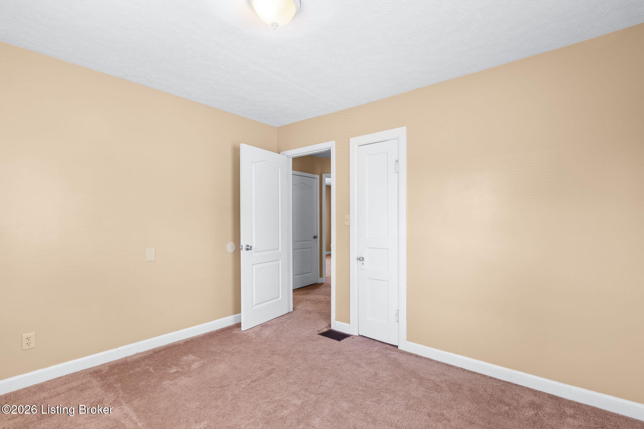 3631 Kahlert Ave Property Photo 14