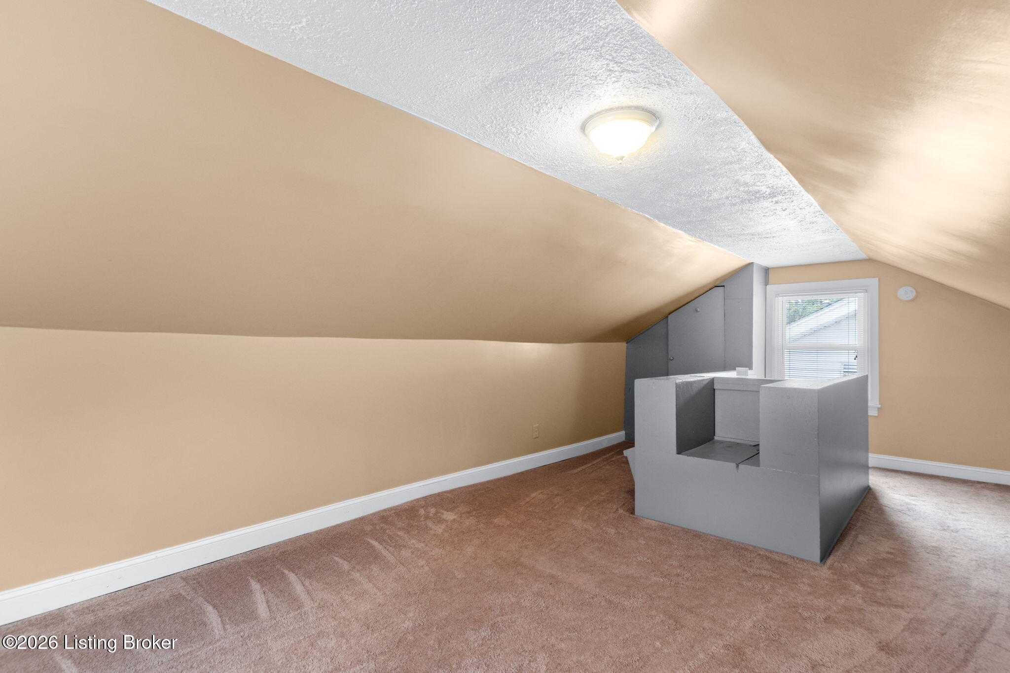 3631 Kahlert Ave Property Photo 22