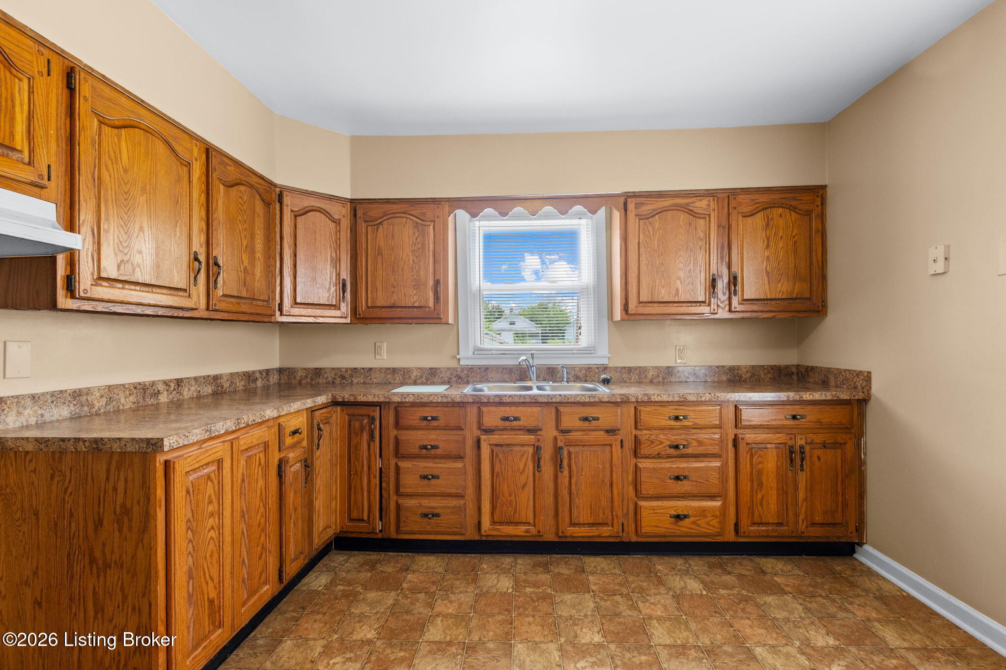 3631 Kahlert Ave Property Photo 25