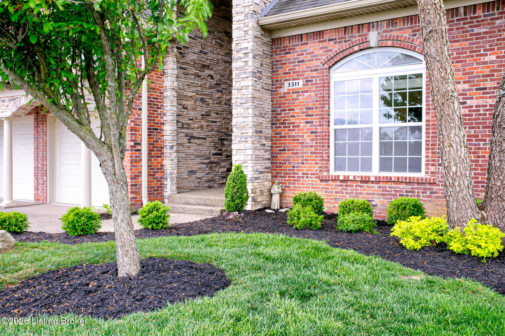 3311 Ridge Brook Cir Property Photo 4